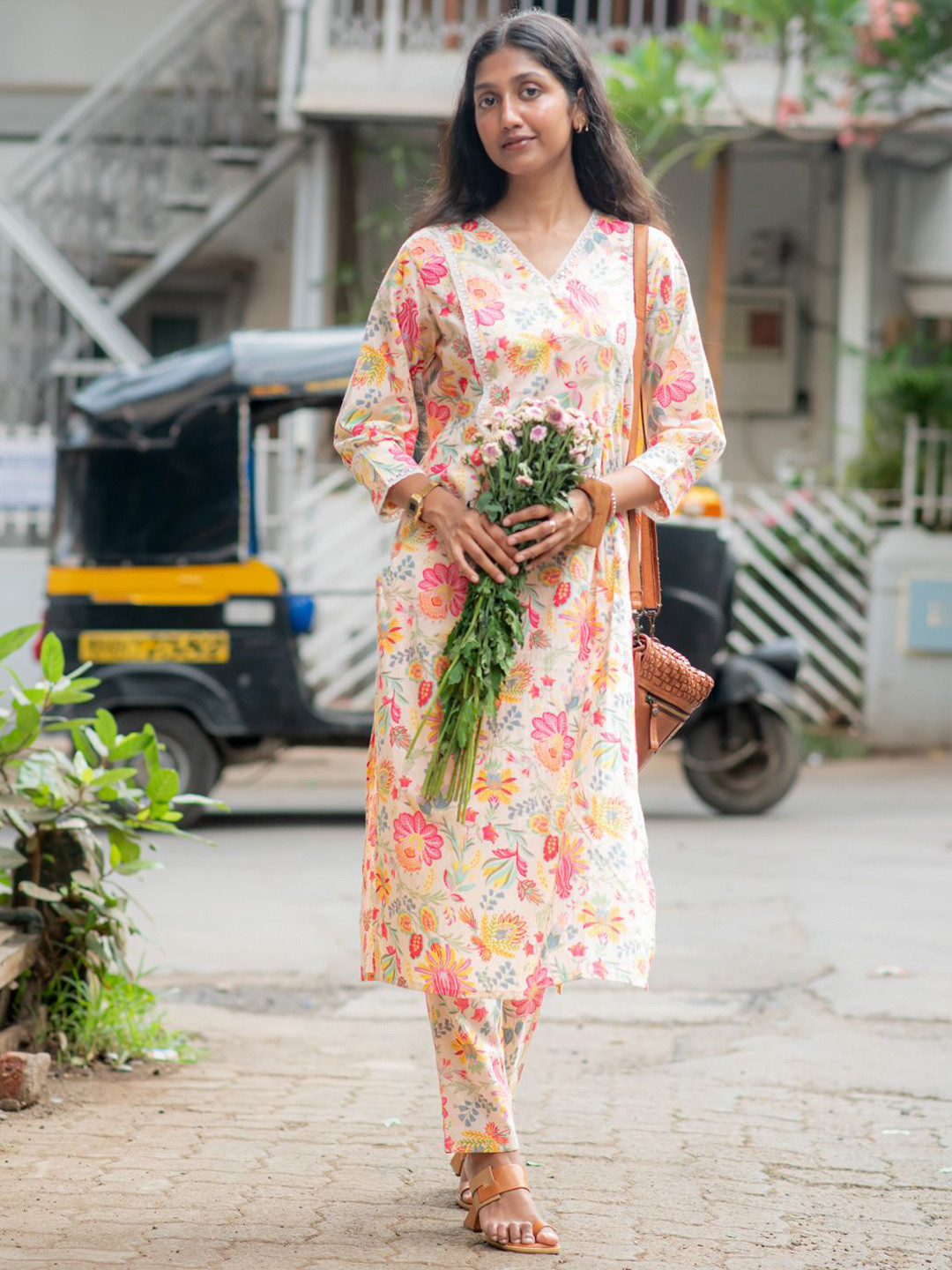 Suta Floral Printed Panelled Thread Work Pure Cotton Kurta With Trousers
