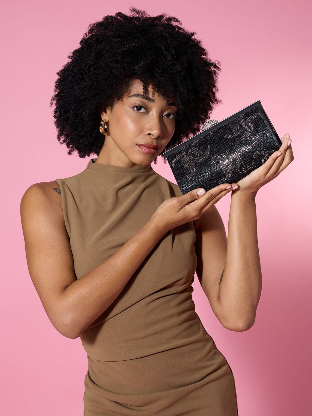 Juicy Couture Women Embellished Donielle PU Oversized Clutch