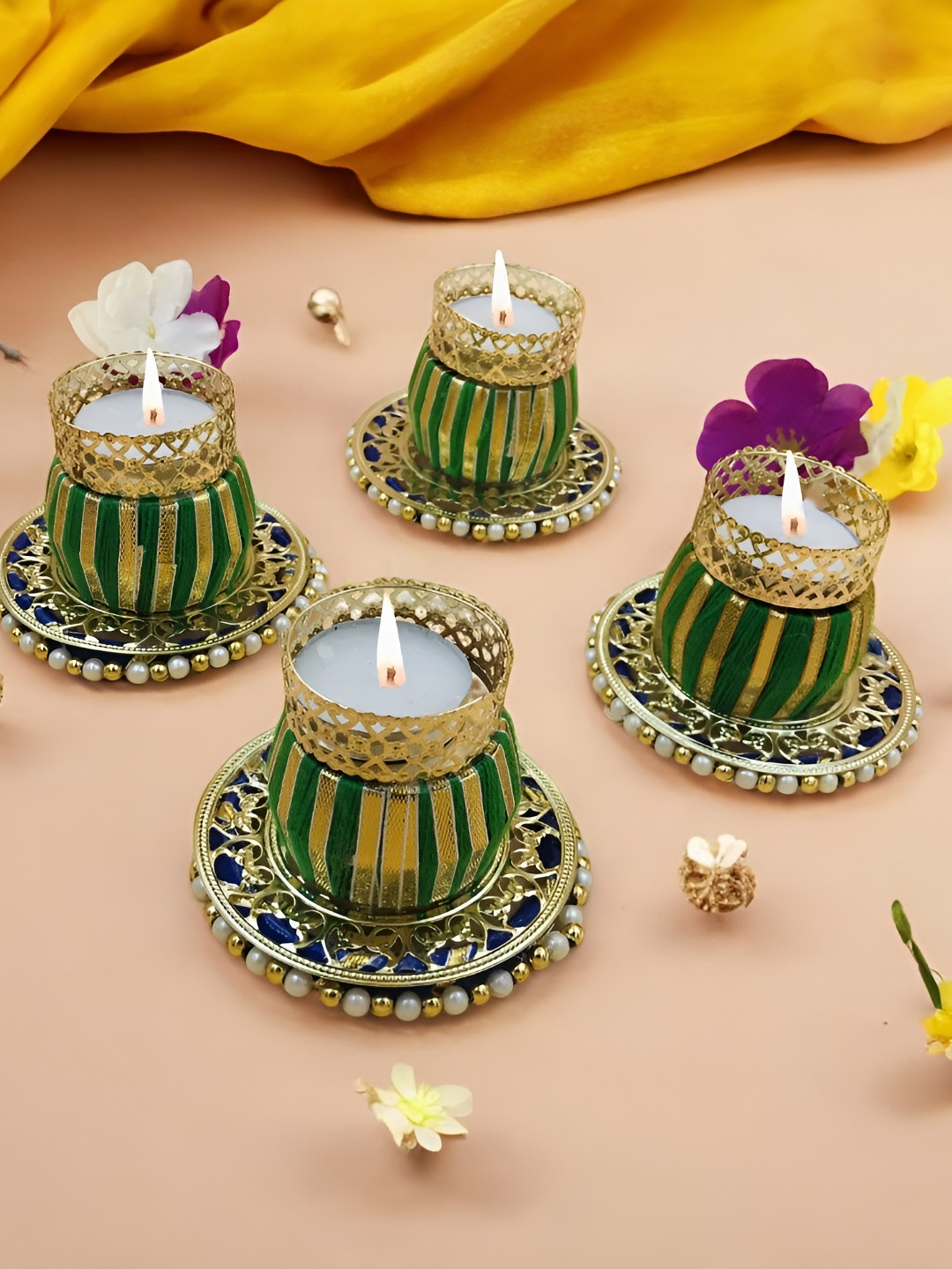 GADINFASHION Green & Gold-Toned Set of 4 Candle Holder
