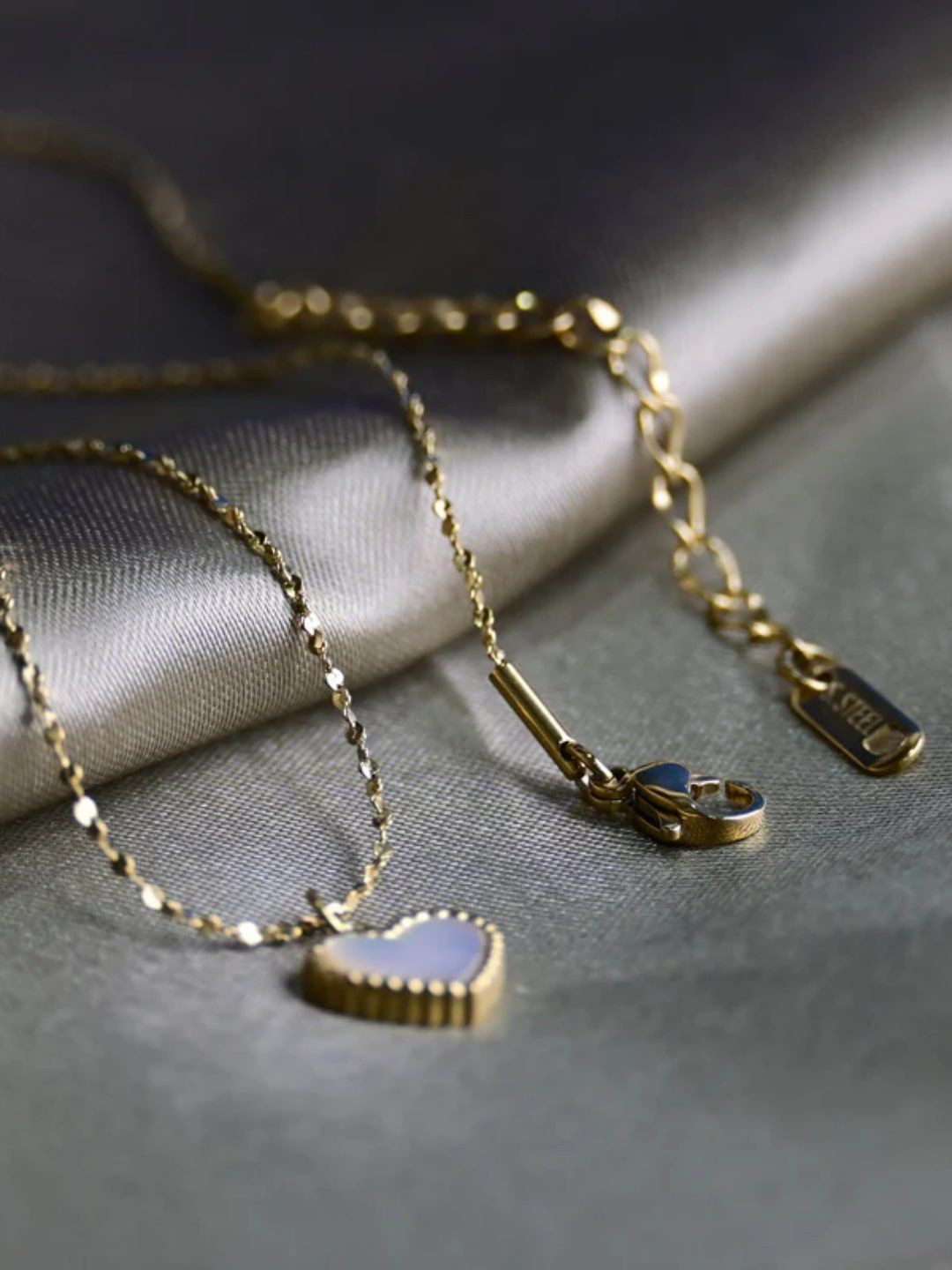 FAB COUTURE Gold-Plated Holographic Heart Shaped Pendants