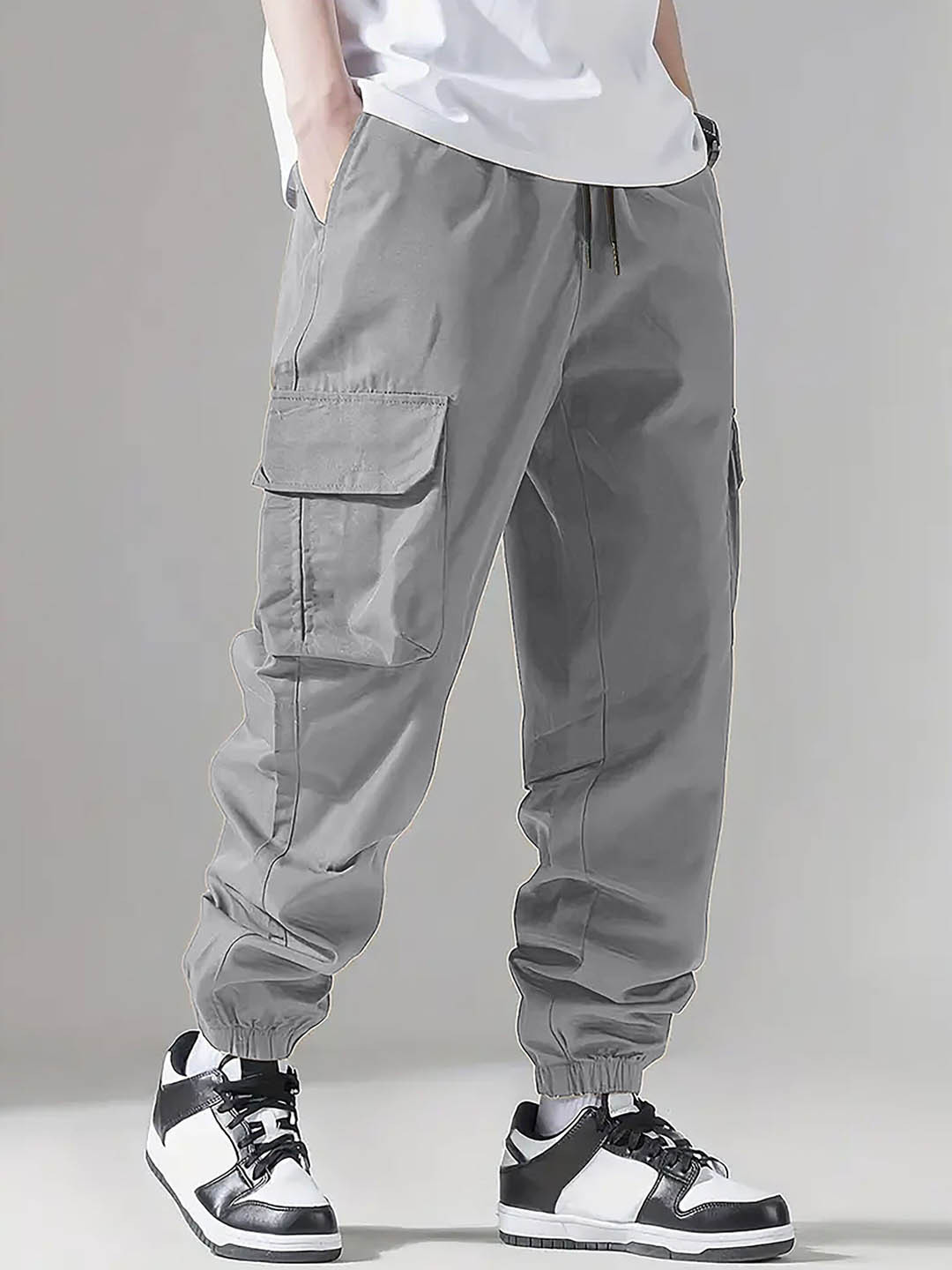 VOGAAN Men Relaxed Loose Fit Cargos Trousers