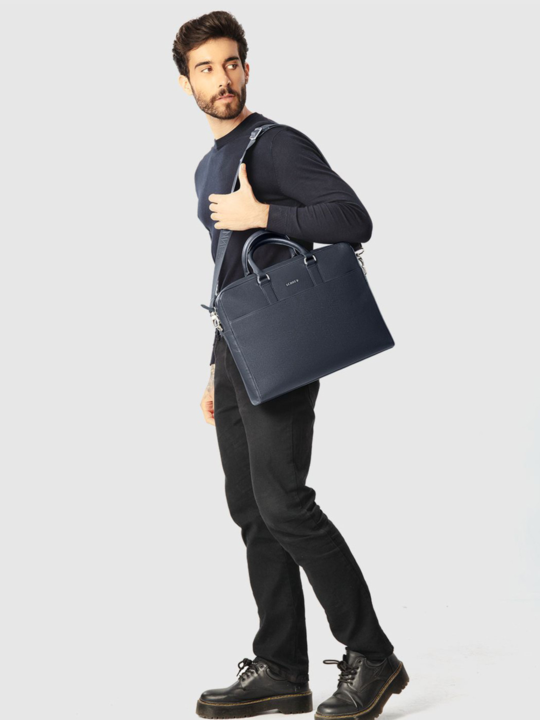 SENNES Men Magnifico Textured Leather Laptop Bag