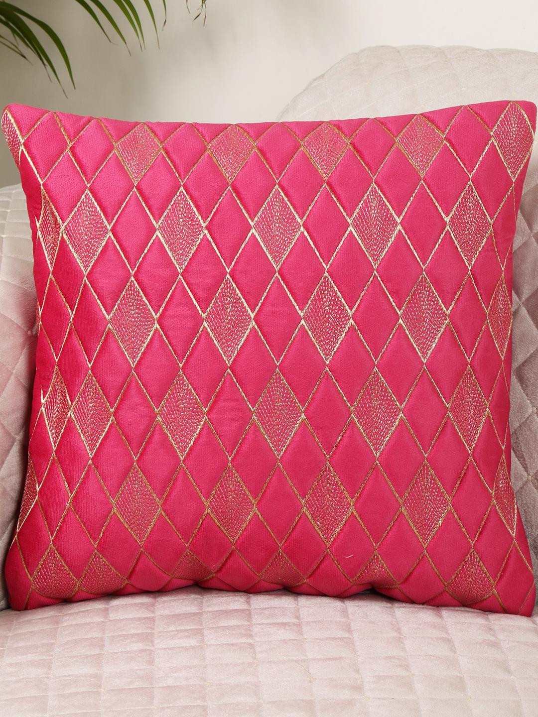 TANLOOMS  Magenta Velvet Square Cushion Covers