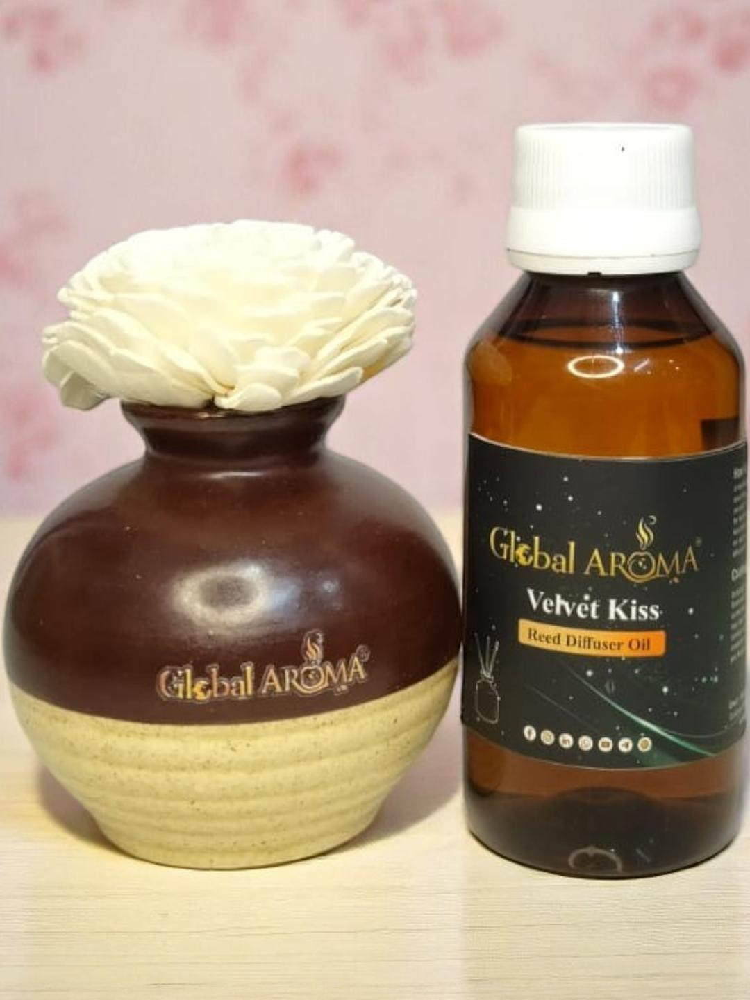 GLOBAL AROMA Velvet Kiss Fragracne Ethenic Flower Pot Reed Diffuser Set