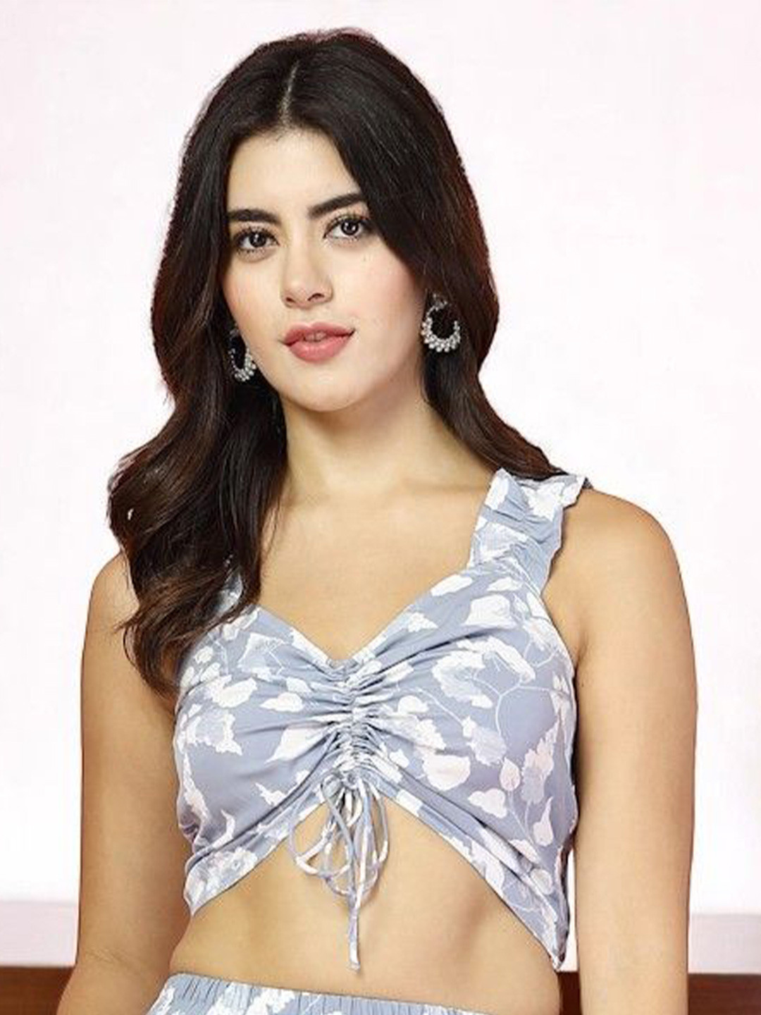 OOMPH! FACTOR Women Floral Print Sweetheart Neck Crepe Crop Top