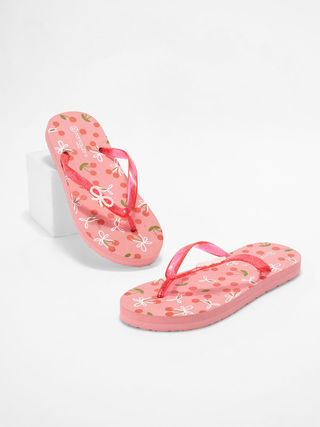 Pantaloons Junior Girls Printed Round Toe Western Embellished Rubber Open Toe Flats