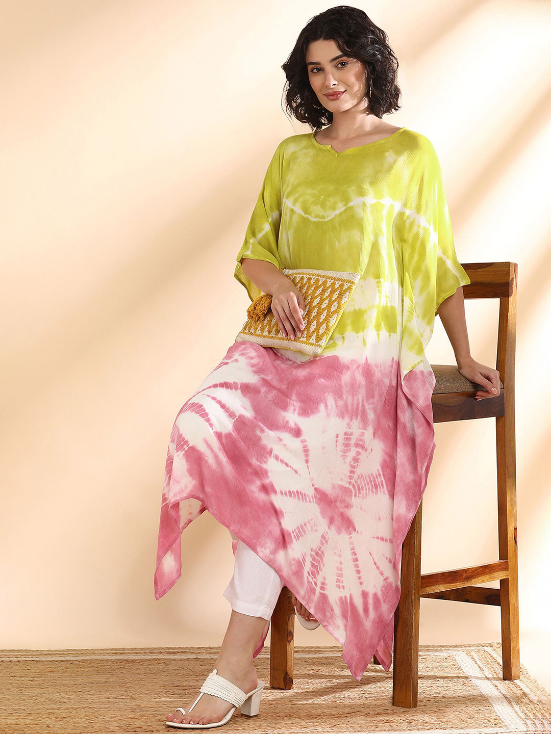 Maaesa Women Tie & Dyed Round Neck Extended Sleeves Kaftan Kurta