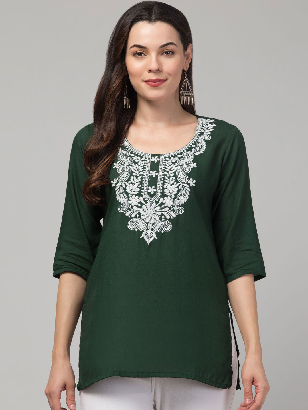CROWN KING Women Embroidered Kurti