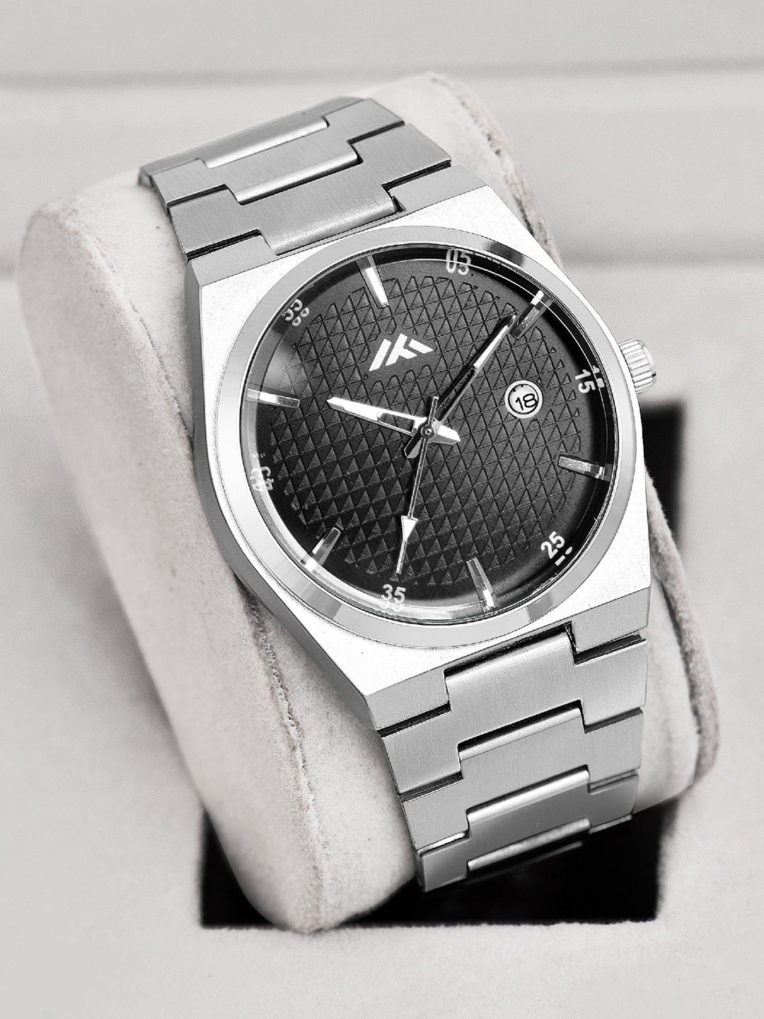 DOUBLERUN Men Dial & Leather Bracelet Style Straps Analogue Watch H05NNMT-821