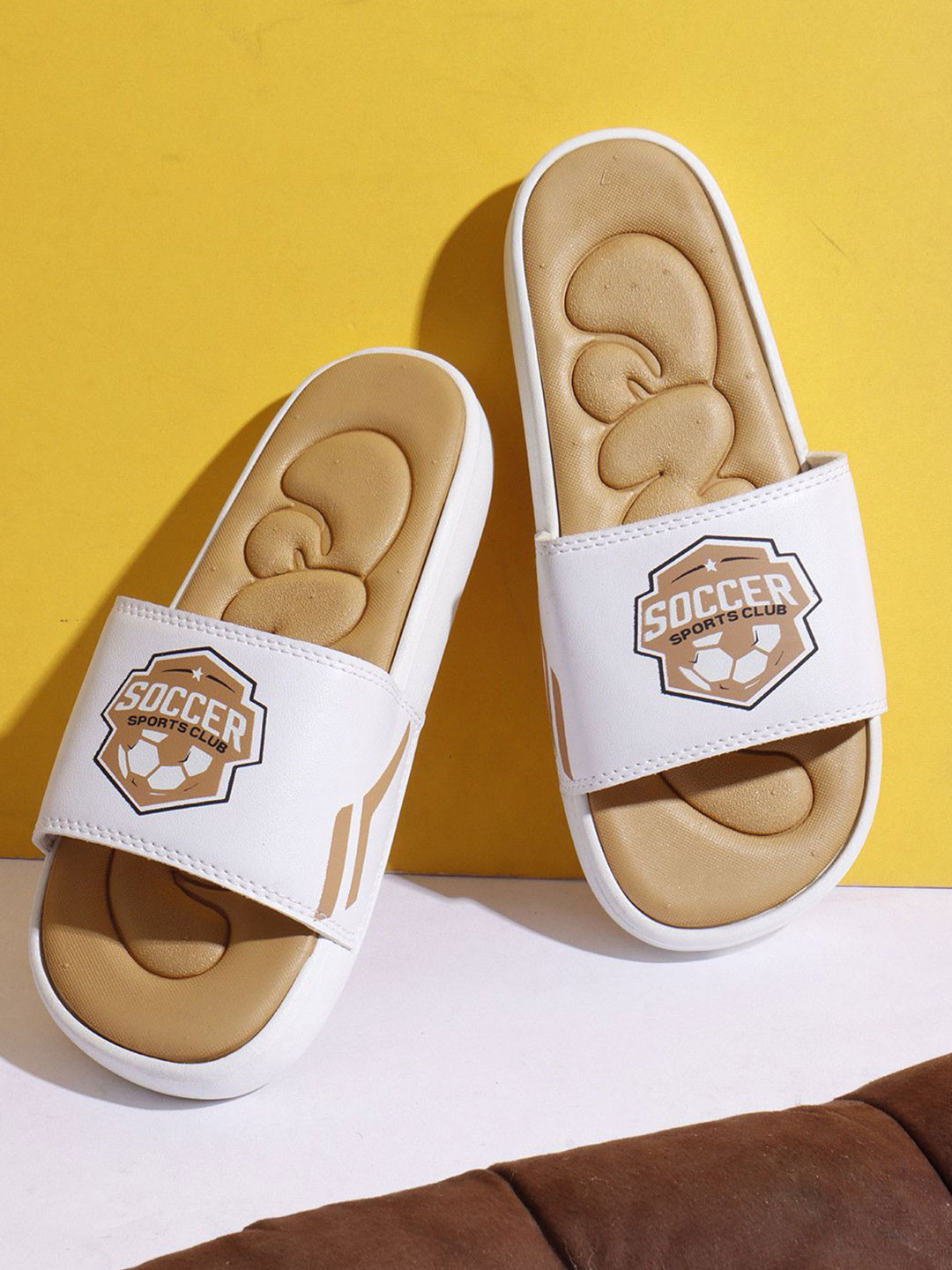 JUMPLITE Women Printed Casual Slip-On