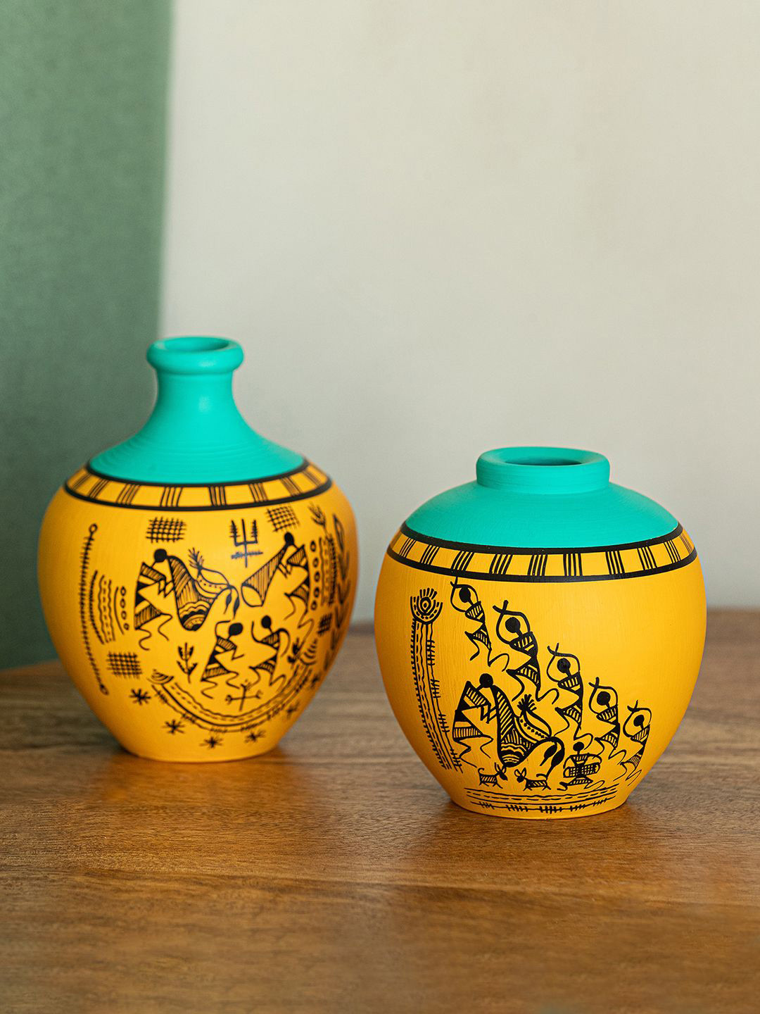 ExclusiveLane 2-Pc Yellow & Turquoise-Blue Warli Tales Printed Terracotta Vases