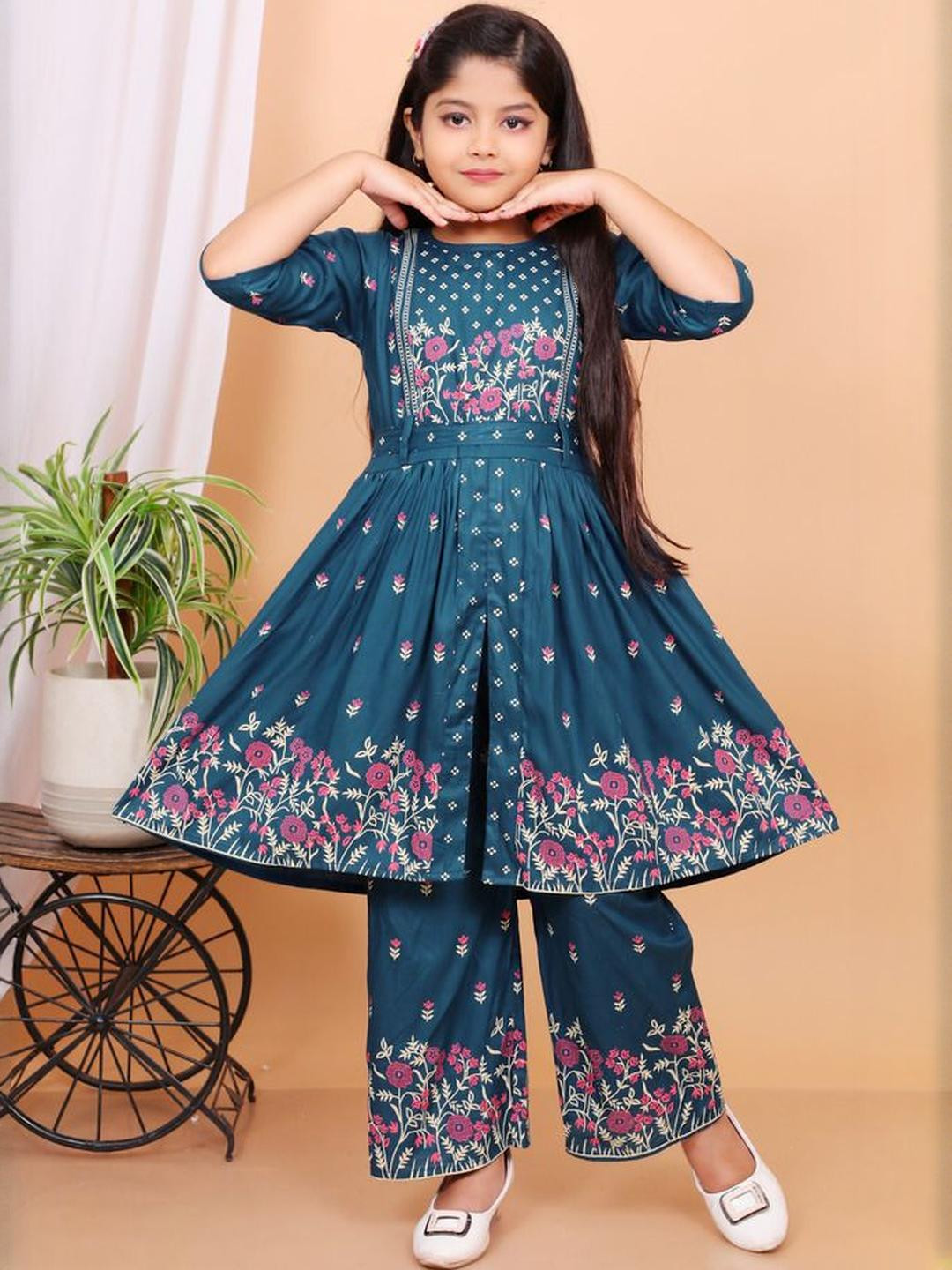 LINKKART FASHION Girls Blue Viscose Rayon Clothing Set