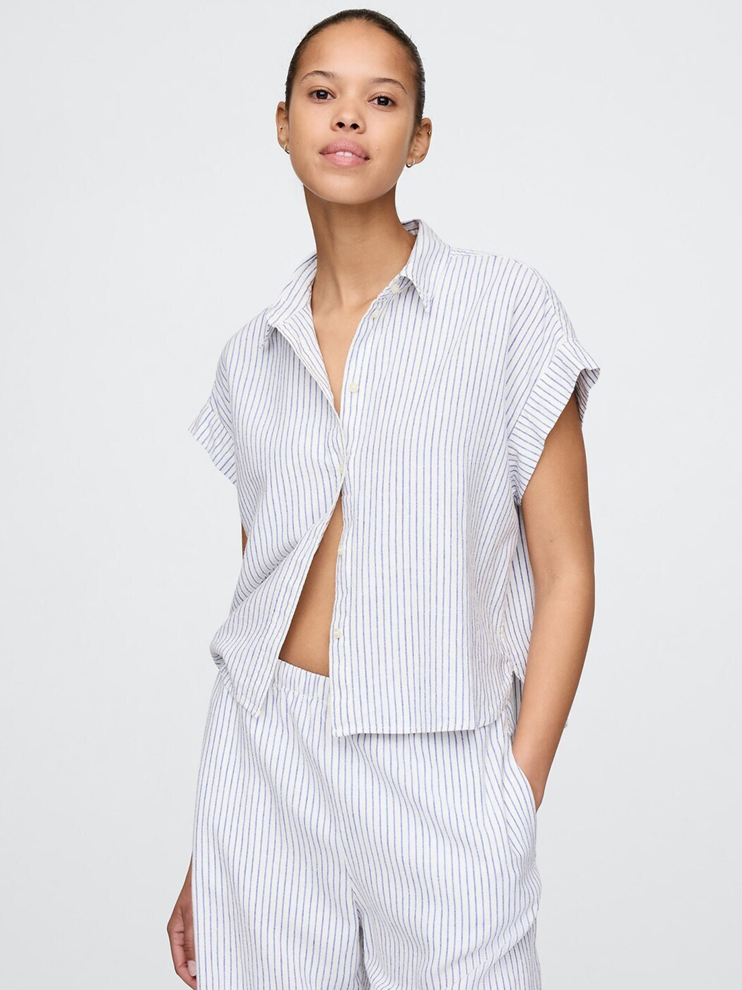 GAP Striped Extended Sleeves Relaxed Fit Casual Shirt