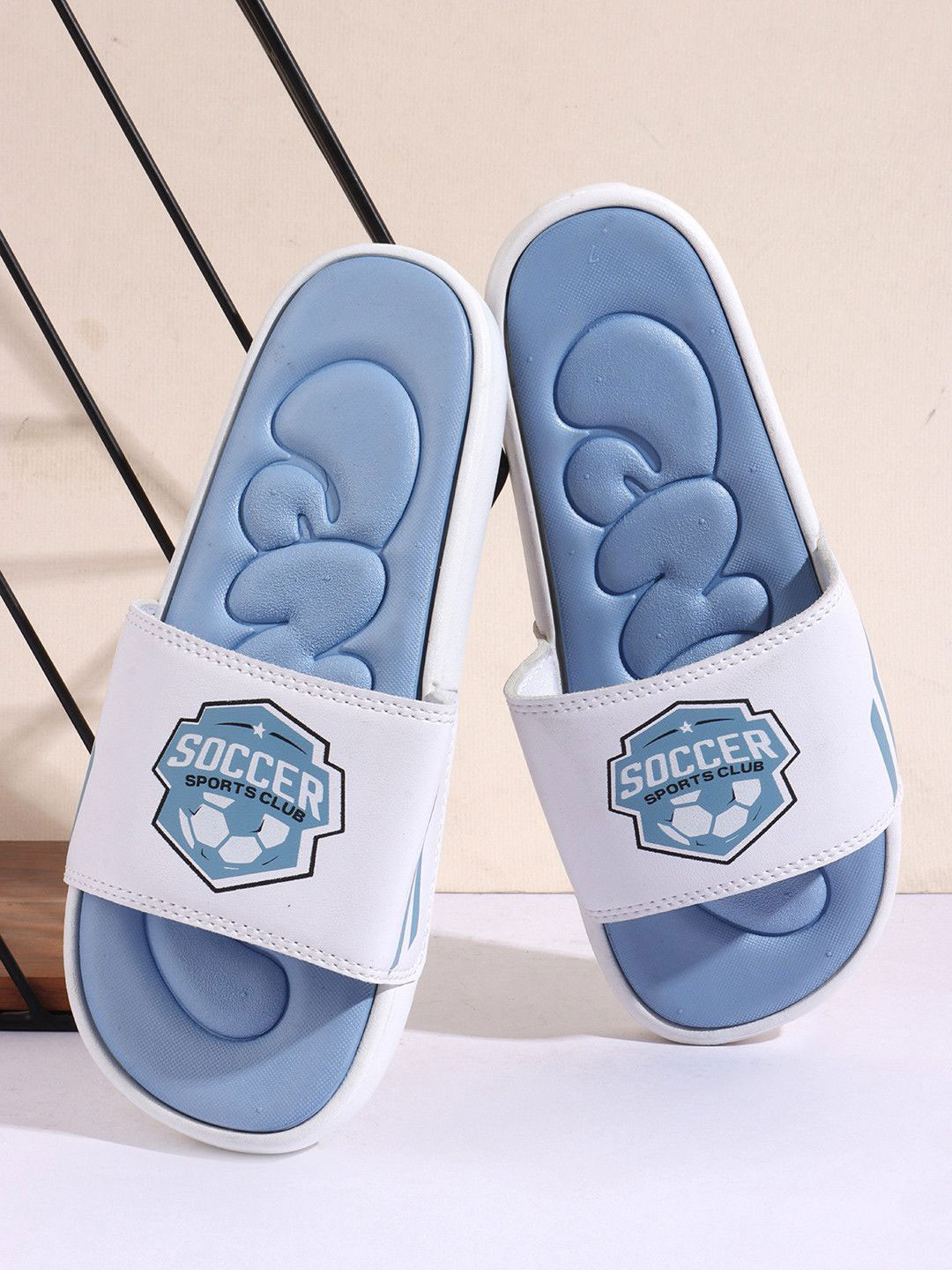 JUMPLITE Women Printed Rexine Outdoor Casual Slider