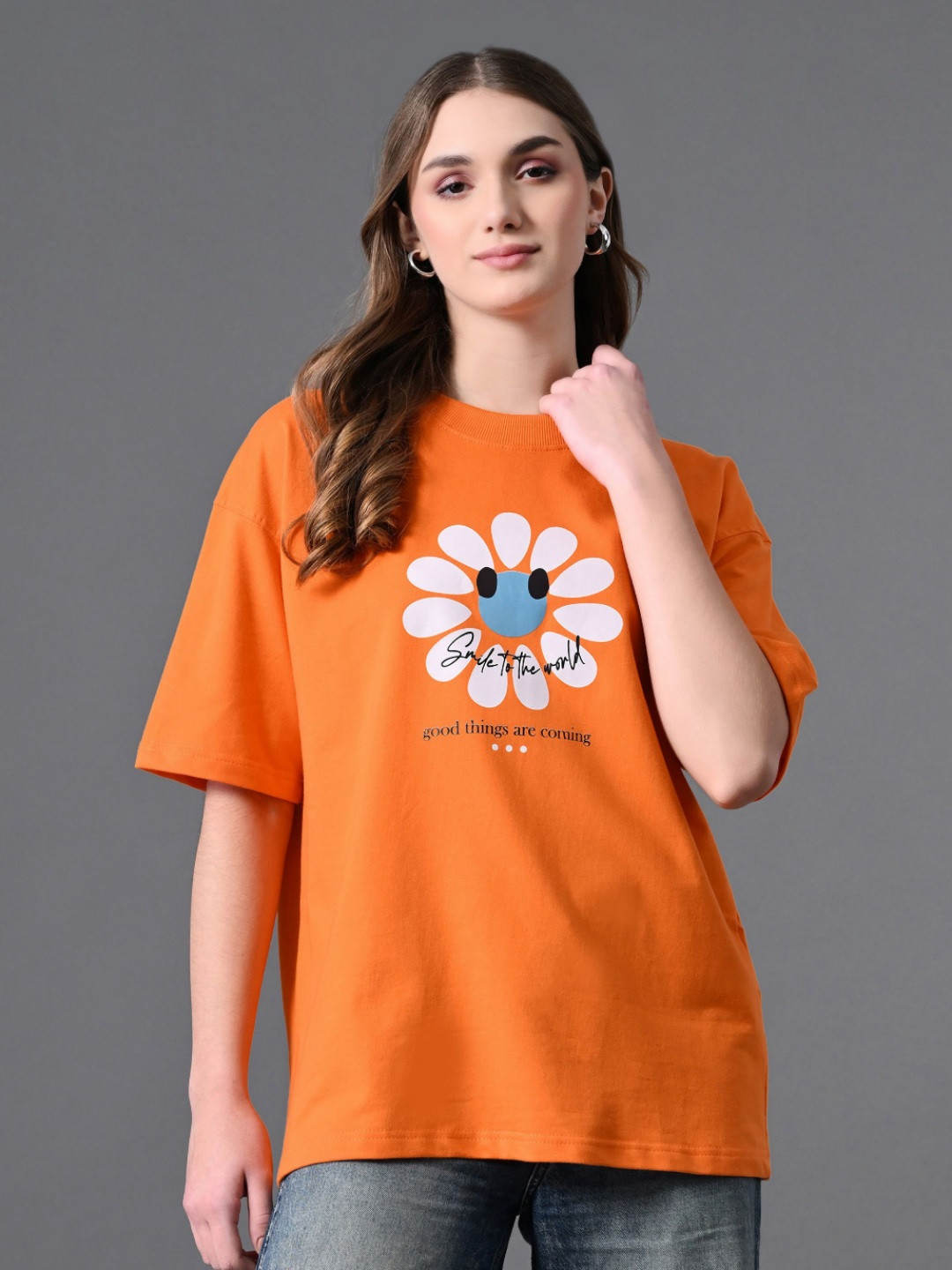 OYEEBRO Timeless Comfort Floral Printed Rund Neck Relaxed Fit Bio Finish T-shirt