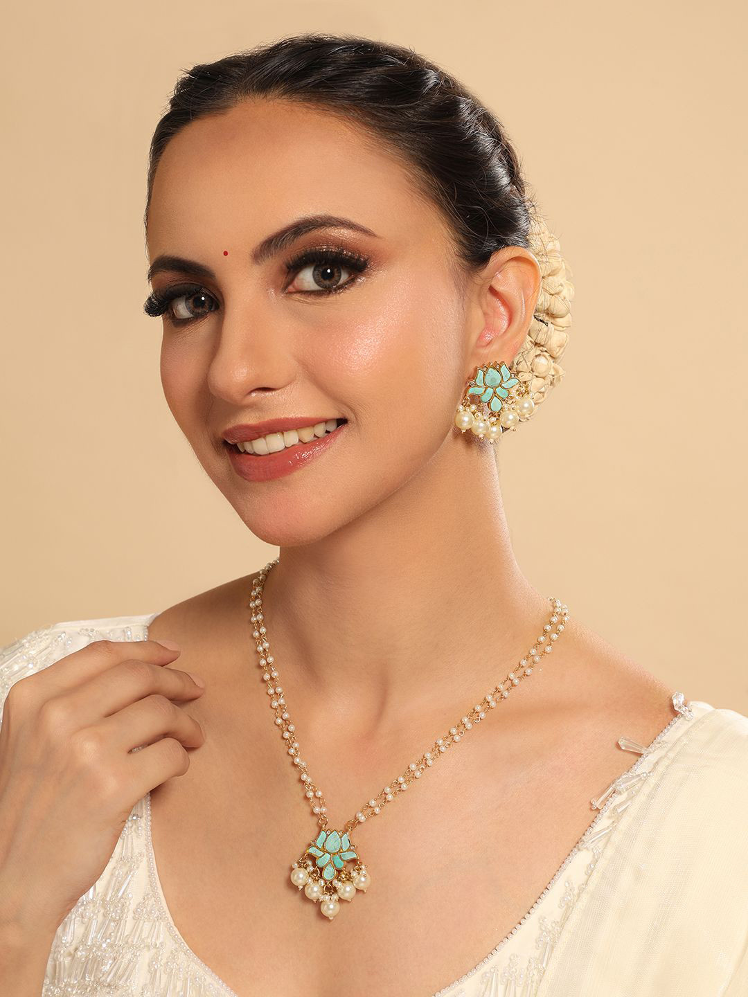 Nuyug  22k Gold-Plated Turqoise-Studded & Beaded Jewellery Set