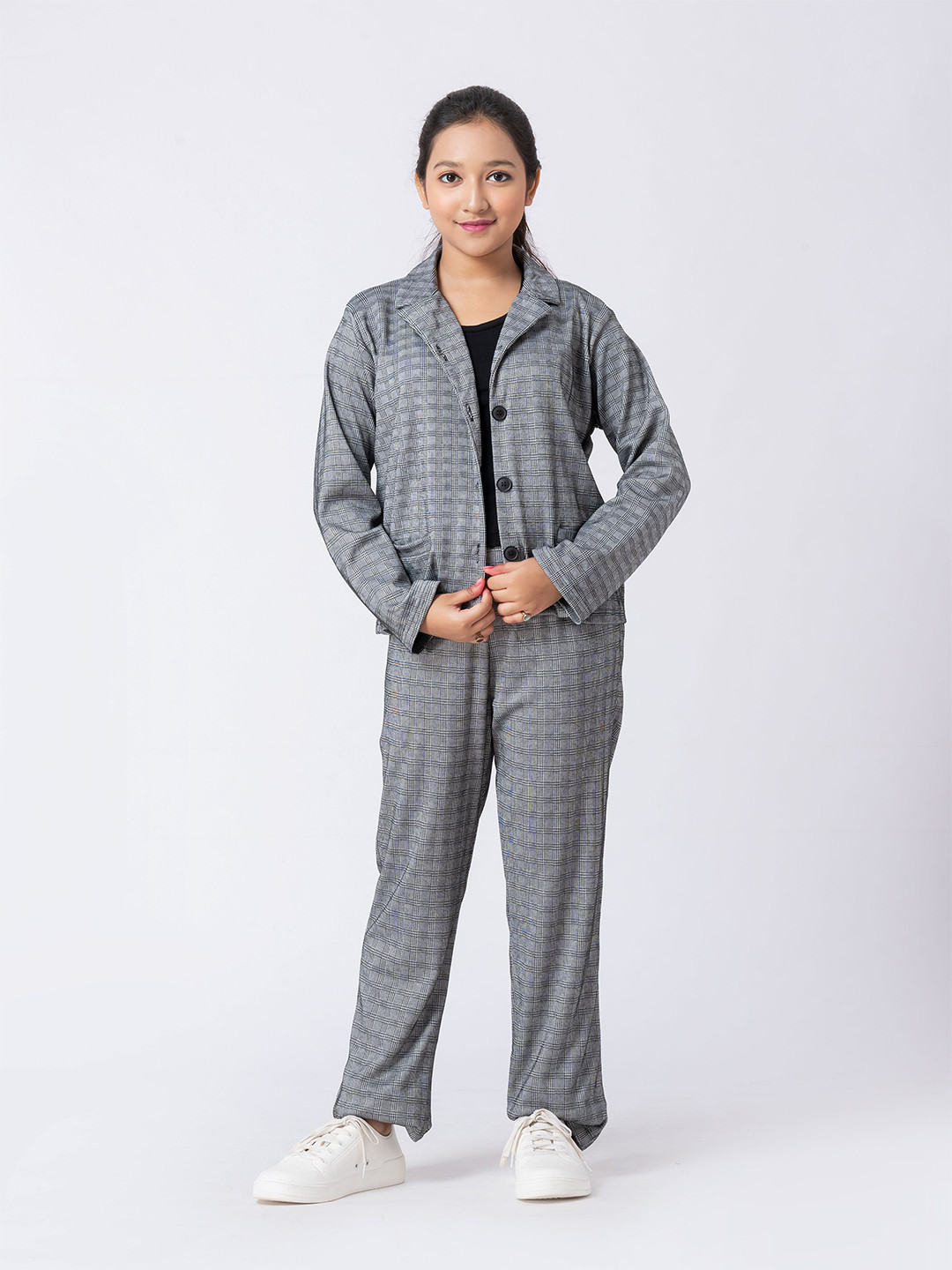 Taatoom Set of 3 Knitted T-shirt Pants and Full Sleeves Jacket