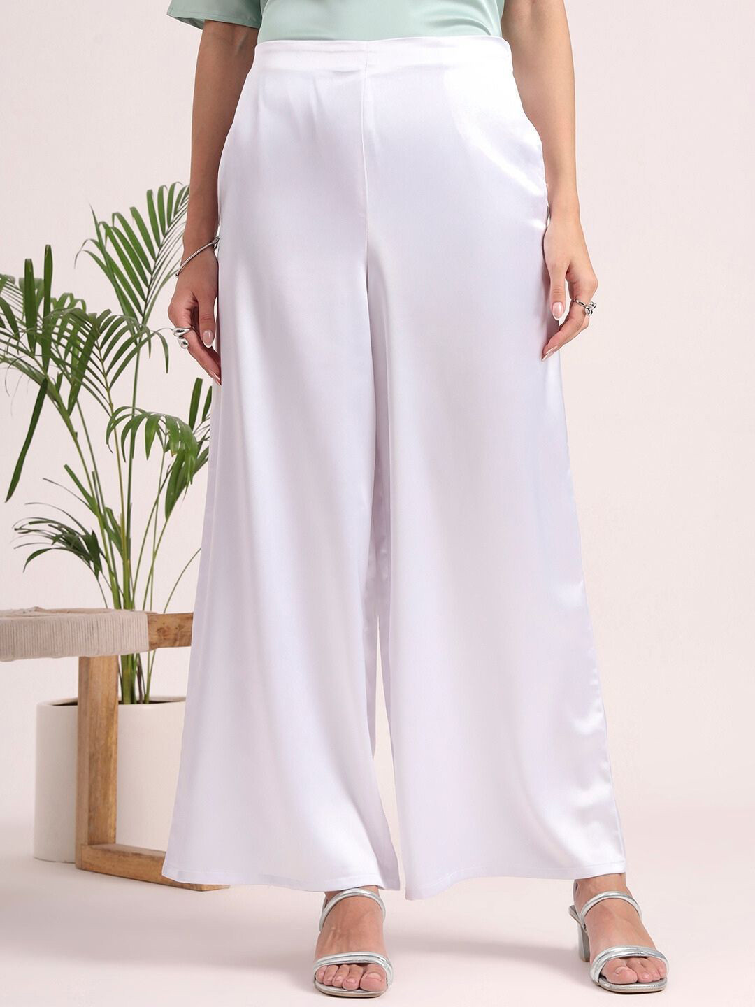 AMSWAN Women European Satin Regular Fit Flared Trouser