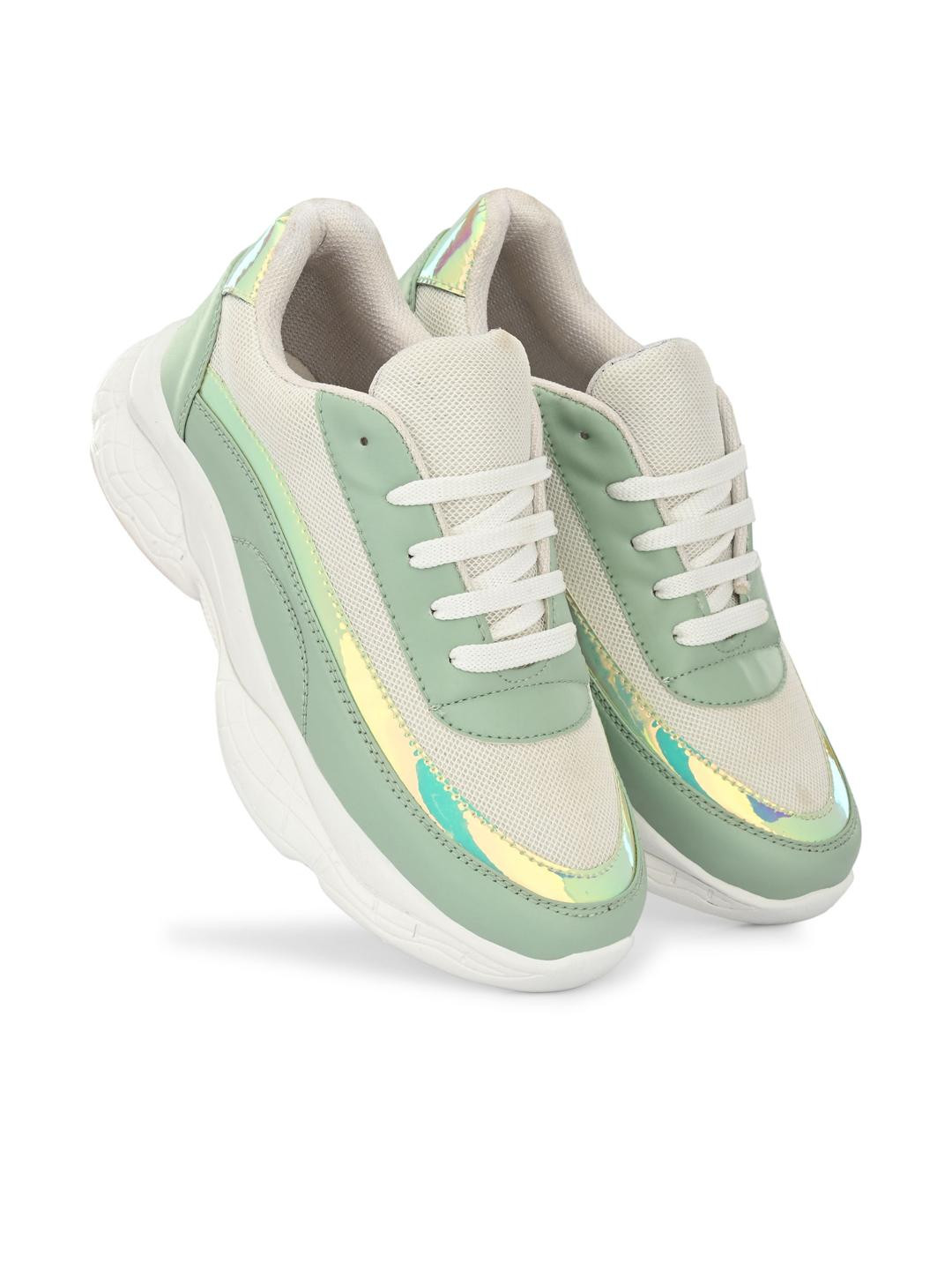 World Wear Footwear Women Canvas Non-Marking Running Sports Shoes