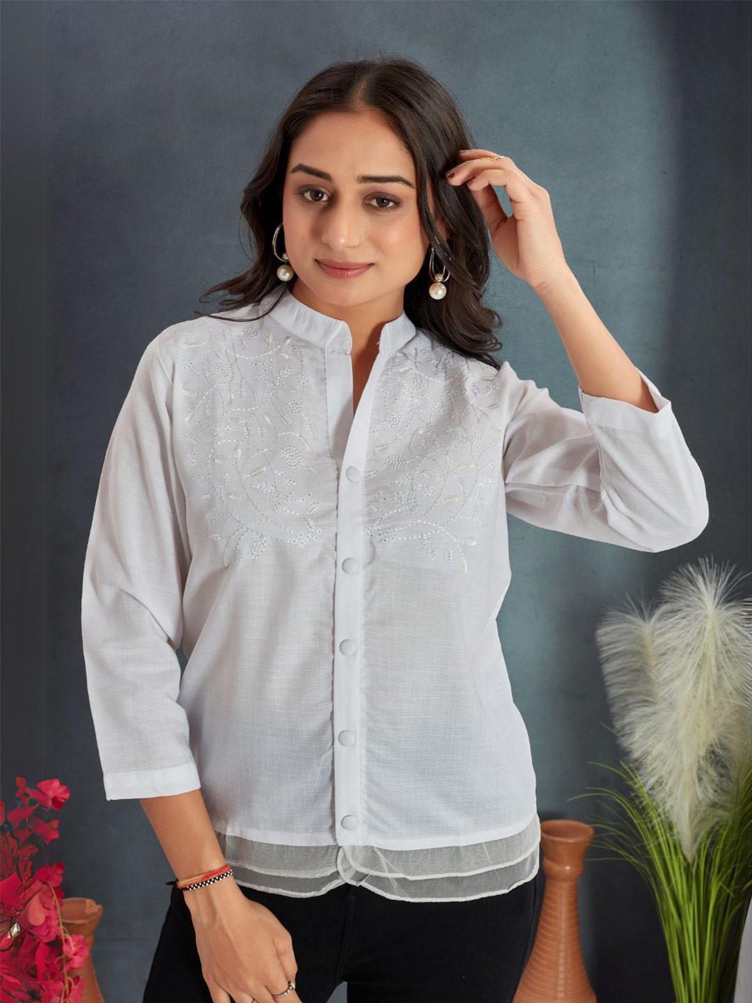 PEACH PIPER Floral Embroidered Mandarin Collar Shirt Style Cotton Top