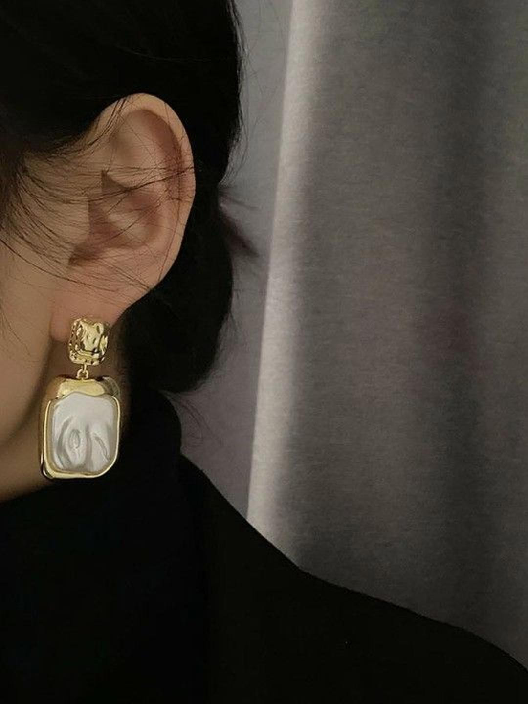 Tipsy closet Contemporary Drop Earrings