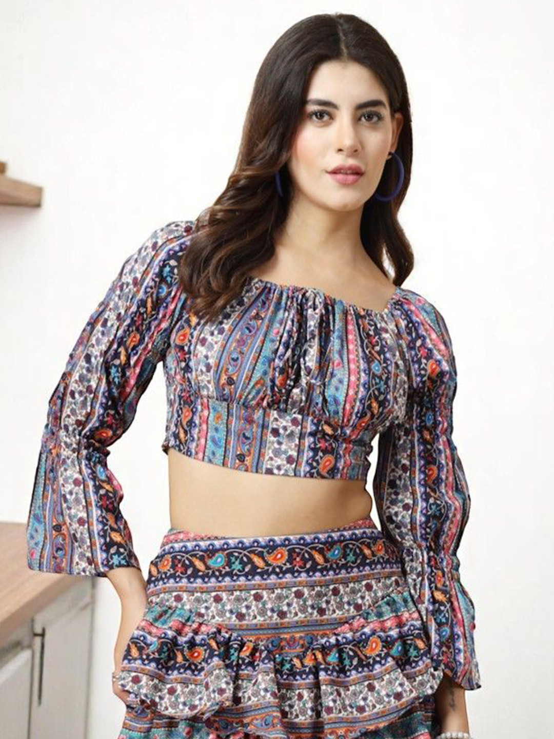 OOMPH! FACTOR Women Floral Printed Bell Sleeve Crop Top