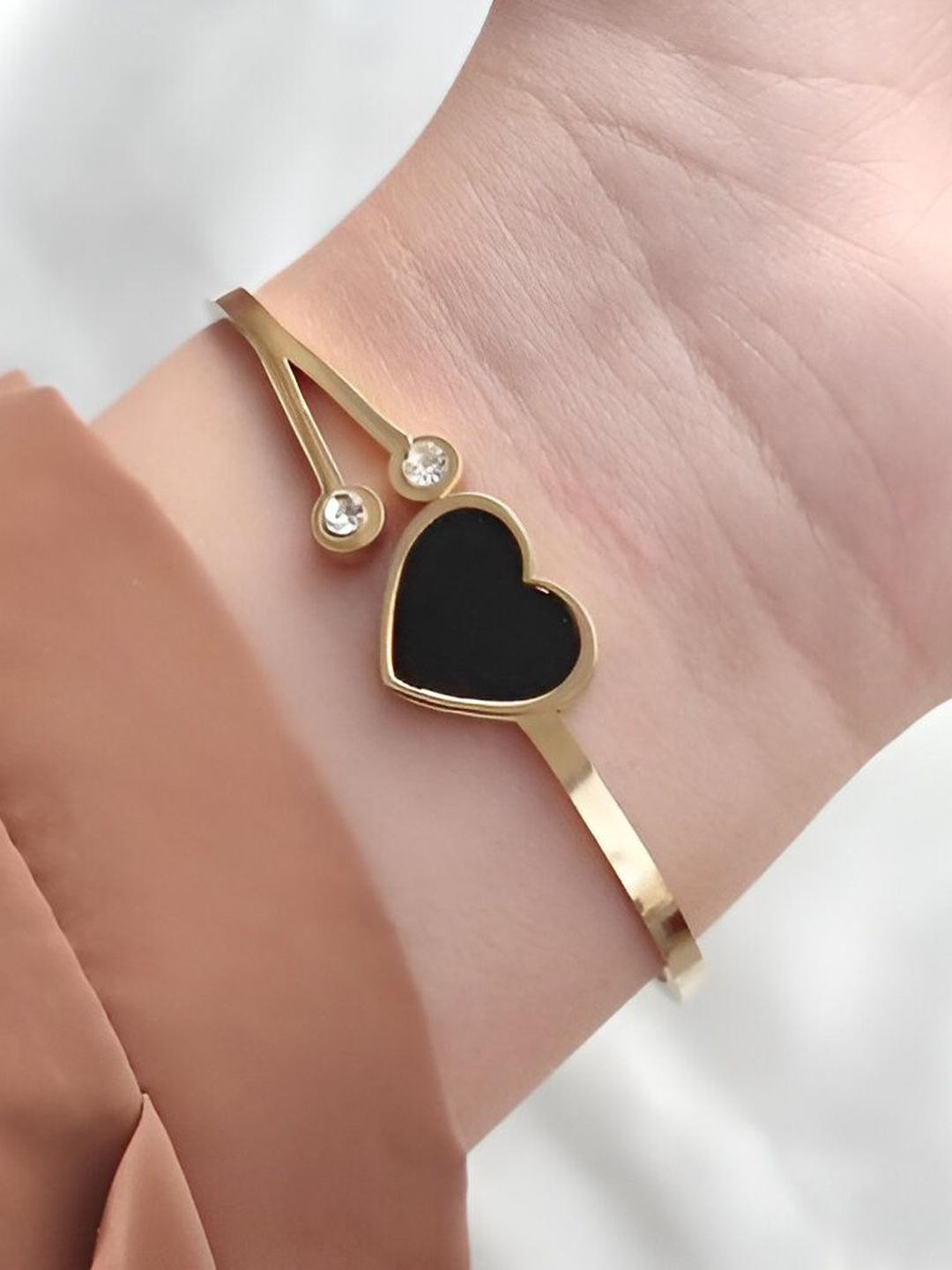 Inites Women Gold-Plated Heart Kada Bracelet