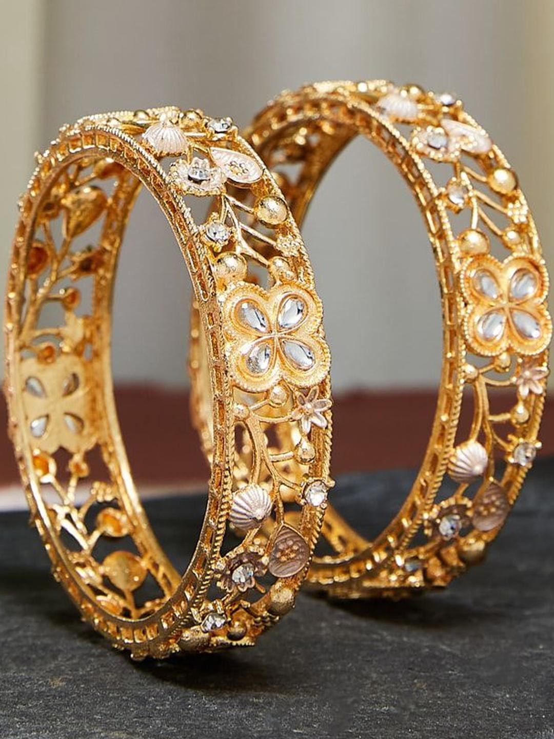 Anouk Gold Plated & Floral Textured Round Shaped Kundan Stone Studded Bangle set