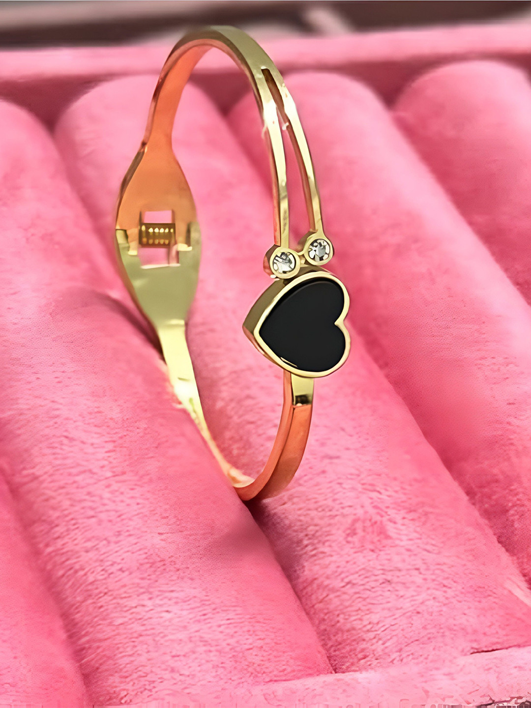 Crazy Fashion Gold-Plated Heart Artificial Stones Studded Wraparound Bracelet