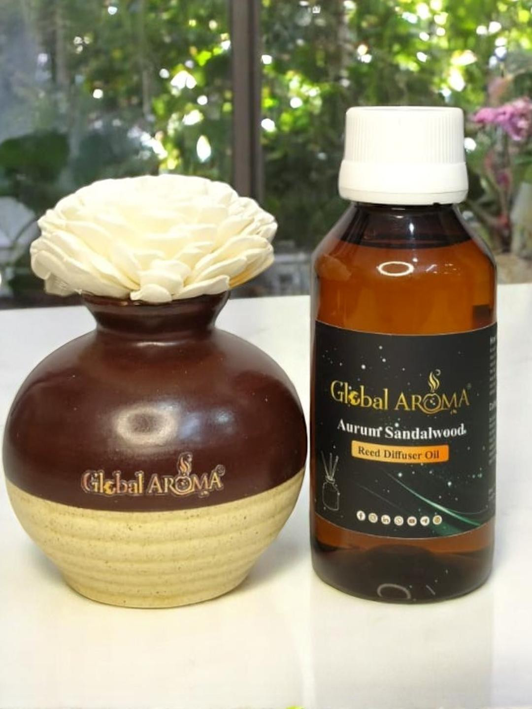 GLOBAL AROMA Auram Sandalwood Fragracne Ethenic Flower Pot Reed Diffuser Set