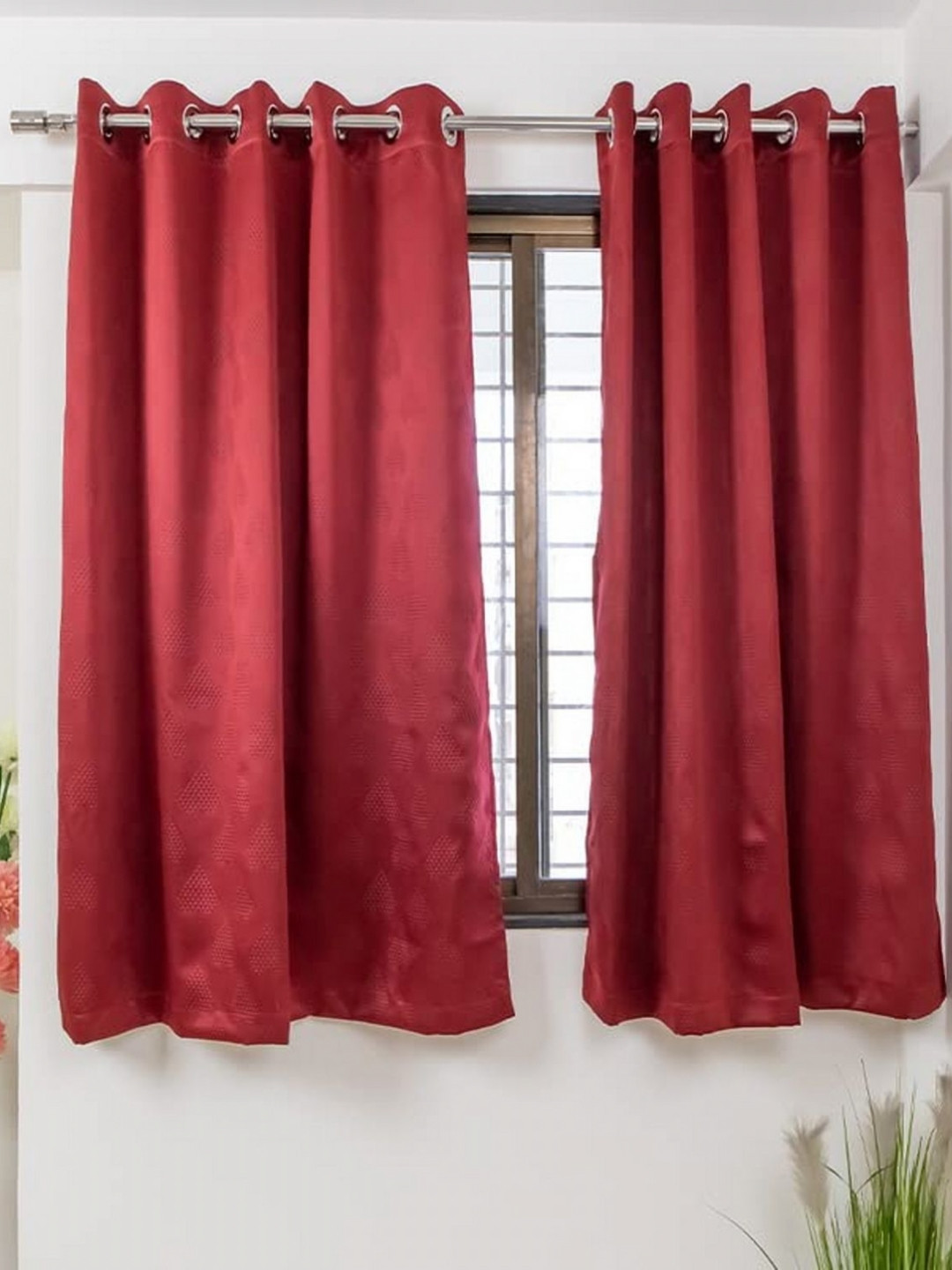 Parda Online 2 Pieces Maroon Black Out Window Curtains