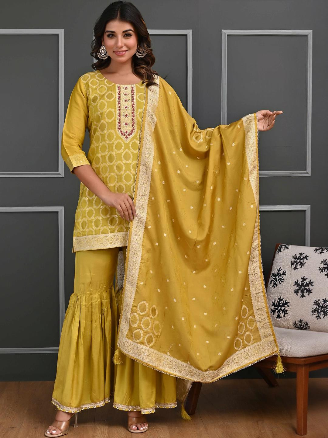 Peachmode Women Mustard Cotton Silk Kurta Sets