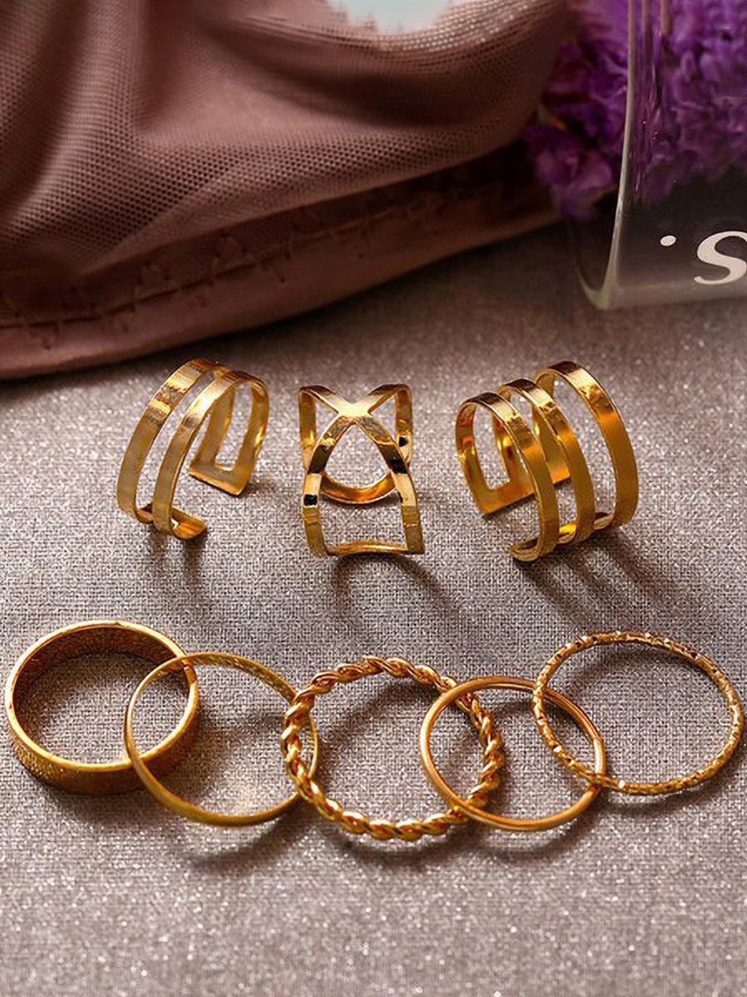 DIVASTRI Set Of 8 Gold-Plated Finger Rings