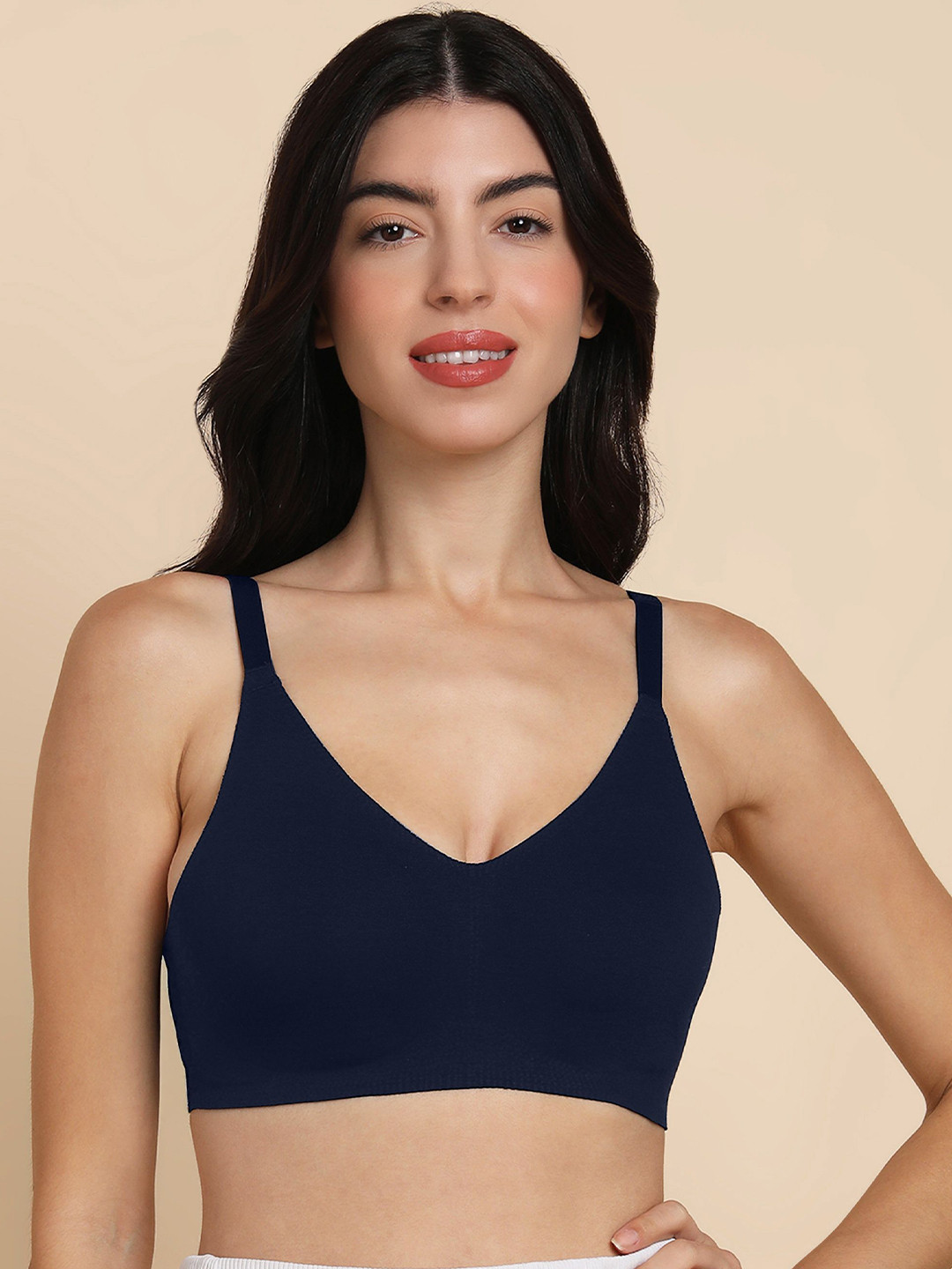 DressBerry Non-Padded Bonded Seamless Bra