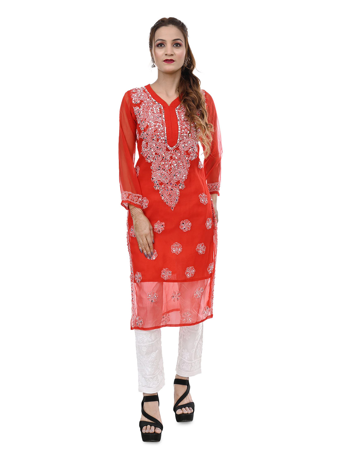 BEAUTY CHIKAN HANDICRAFTS Women Ethnic Motifs Embroidered Mirror Work Straight Kurta