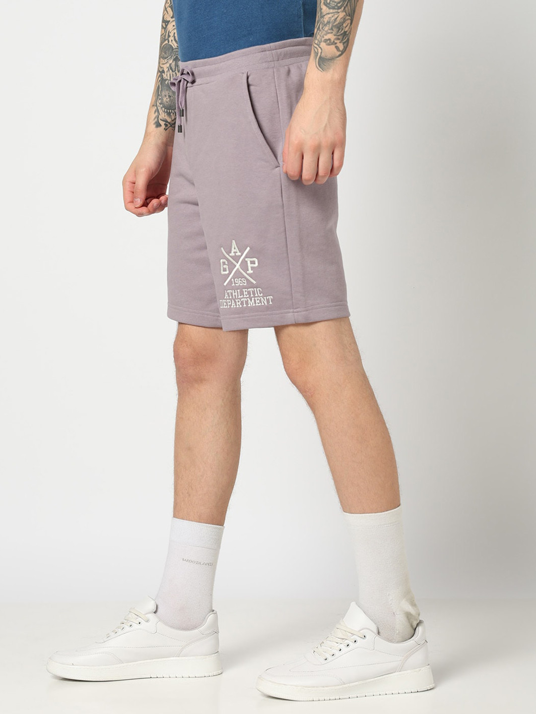 GAP Men Brand Logo Embroidered Shorts