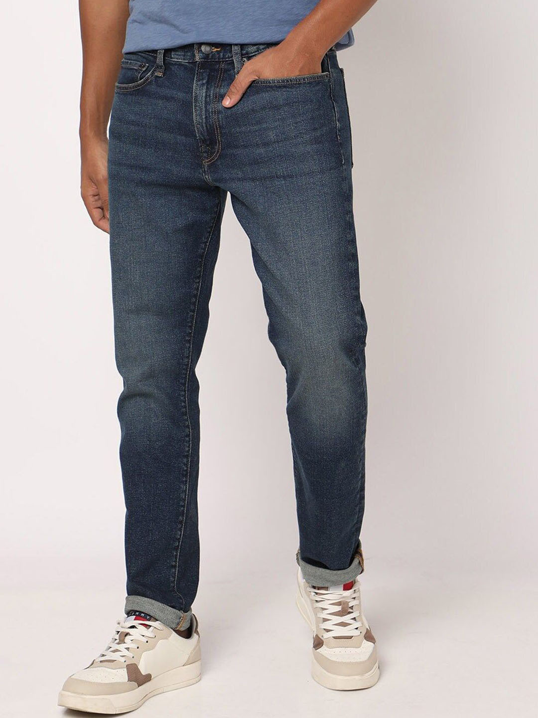GAP Men Mid Wash Slim-Fit Tapered Stretchable Jeans