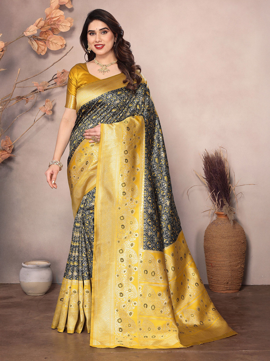 bigben textile Woven Design Ethnic Motifs Banarasi Saree