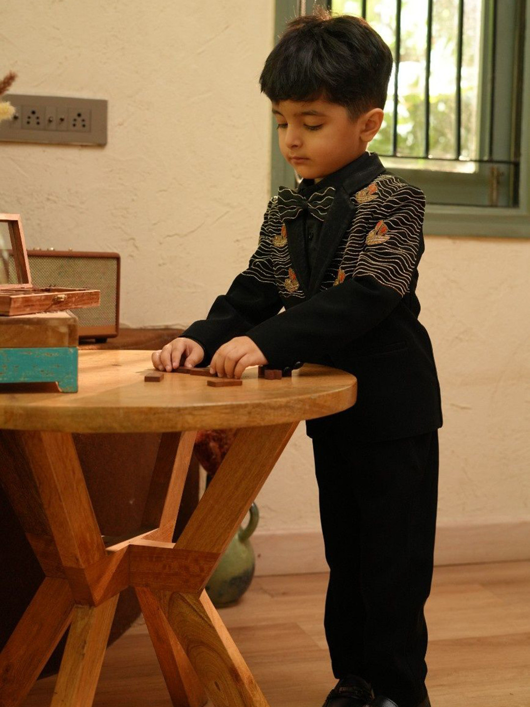 Funny Bones Clothings Boys Ocean Voyage Tailored-Fit Single-Breasted 4-Piece Suit