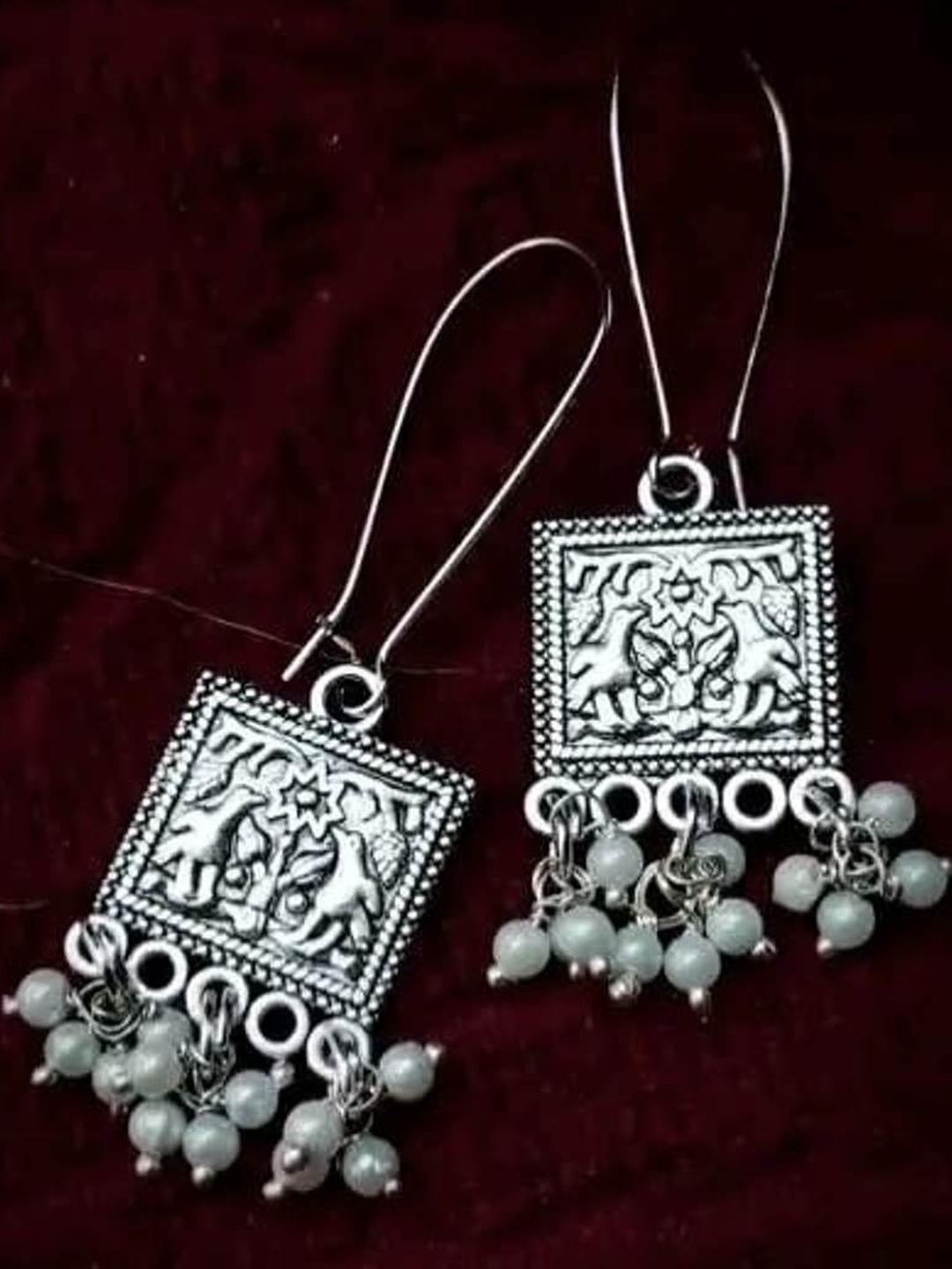 BONGO NARI BOUTIQUE Earrings