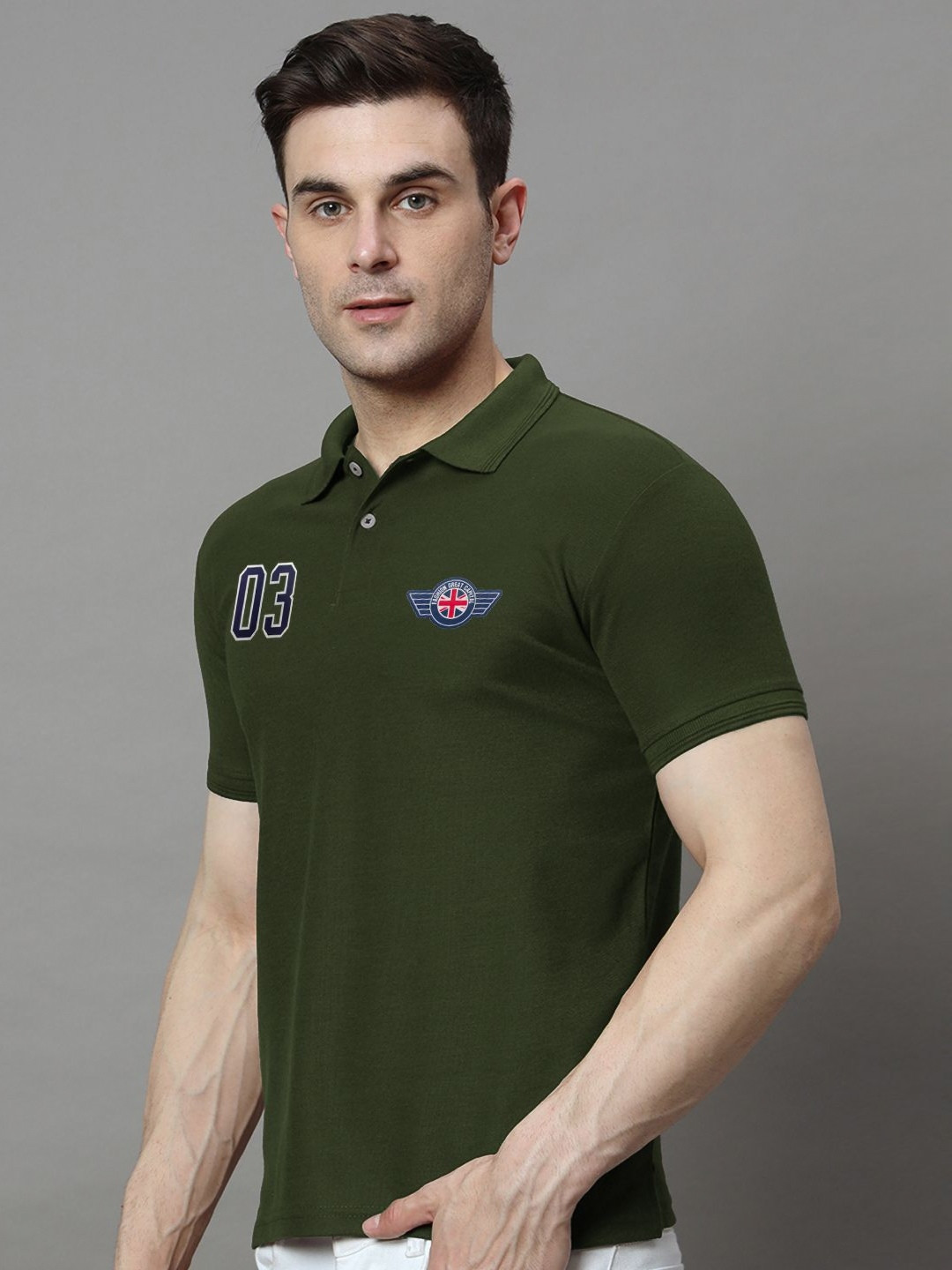HUSHBUCKS Men Polo Collar T-shirt