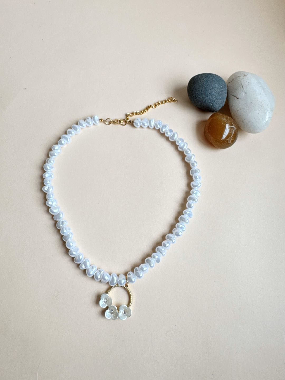 The Jewellery Tale Stainless Steel Gold-Plated Minimal Necklace