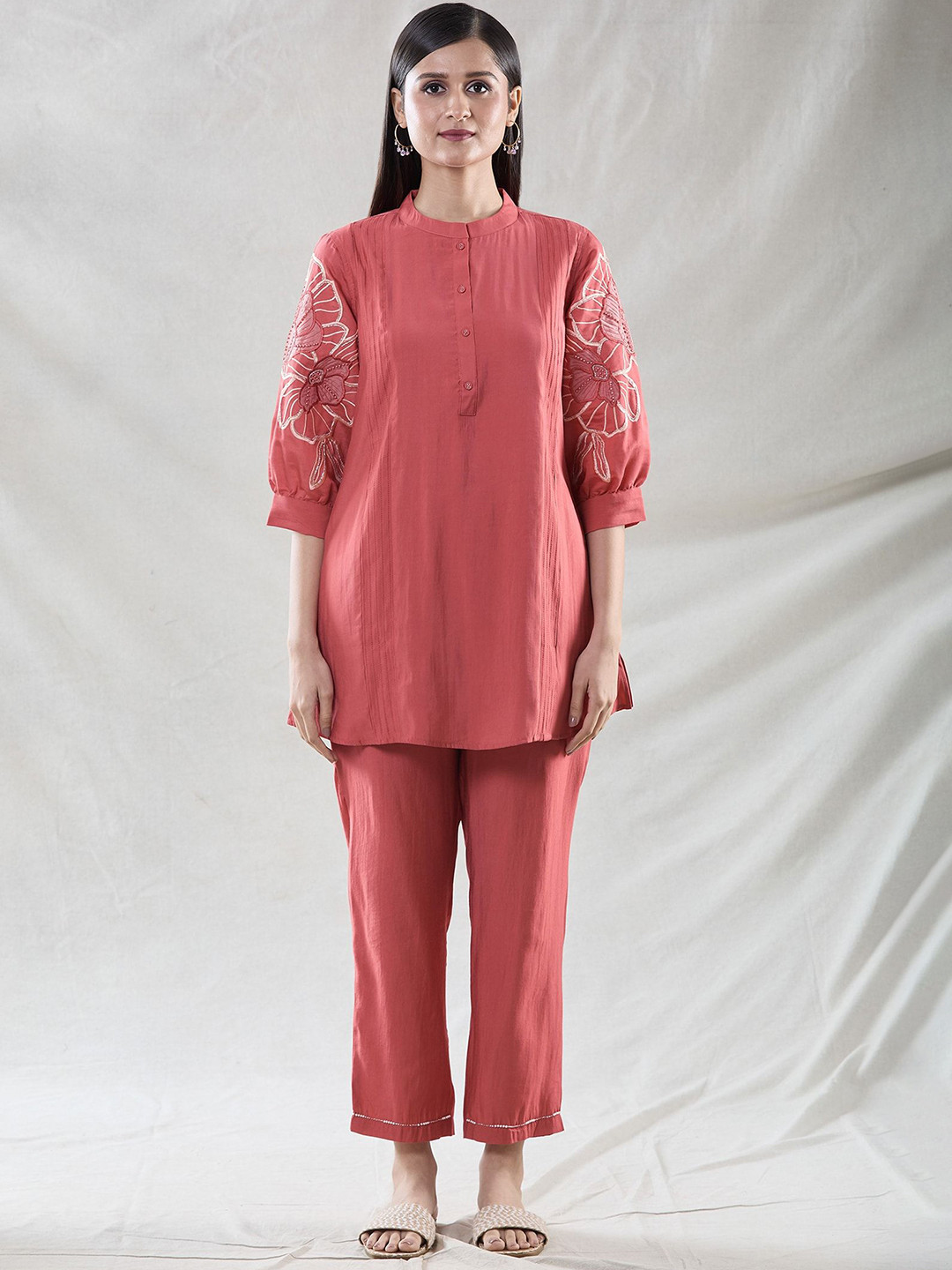 Samyukta Singhania Embroidered Mandarin Collar Neck Tunic With Trousers Co-Ords