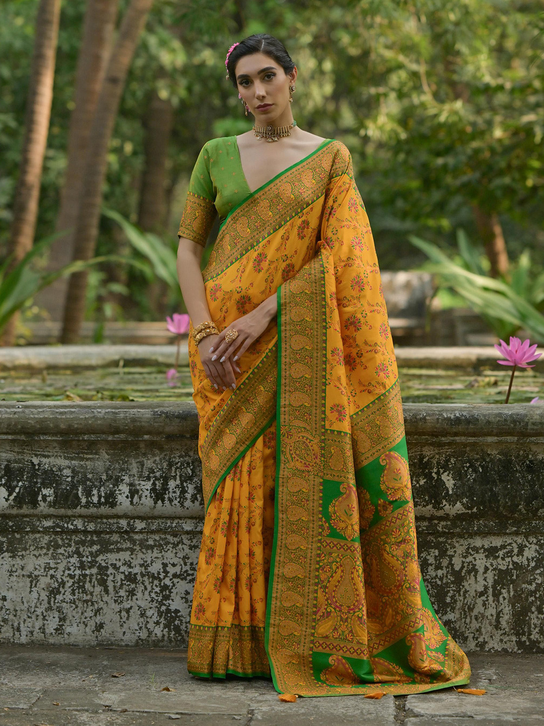 LeeliPeeri Designer Floral Pashmina Saree