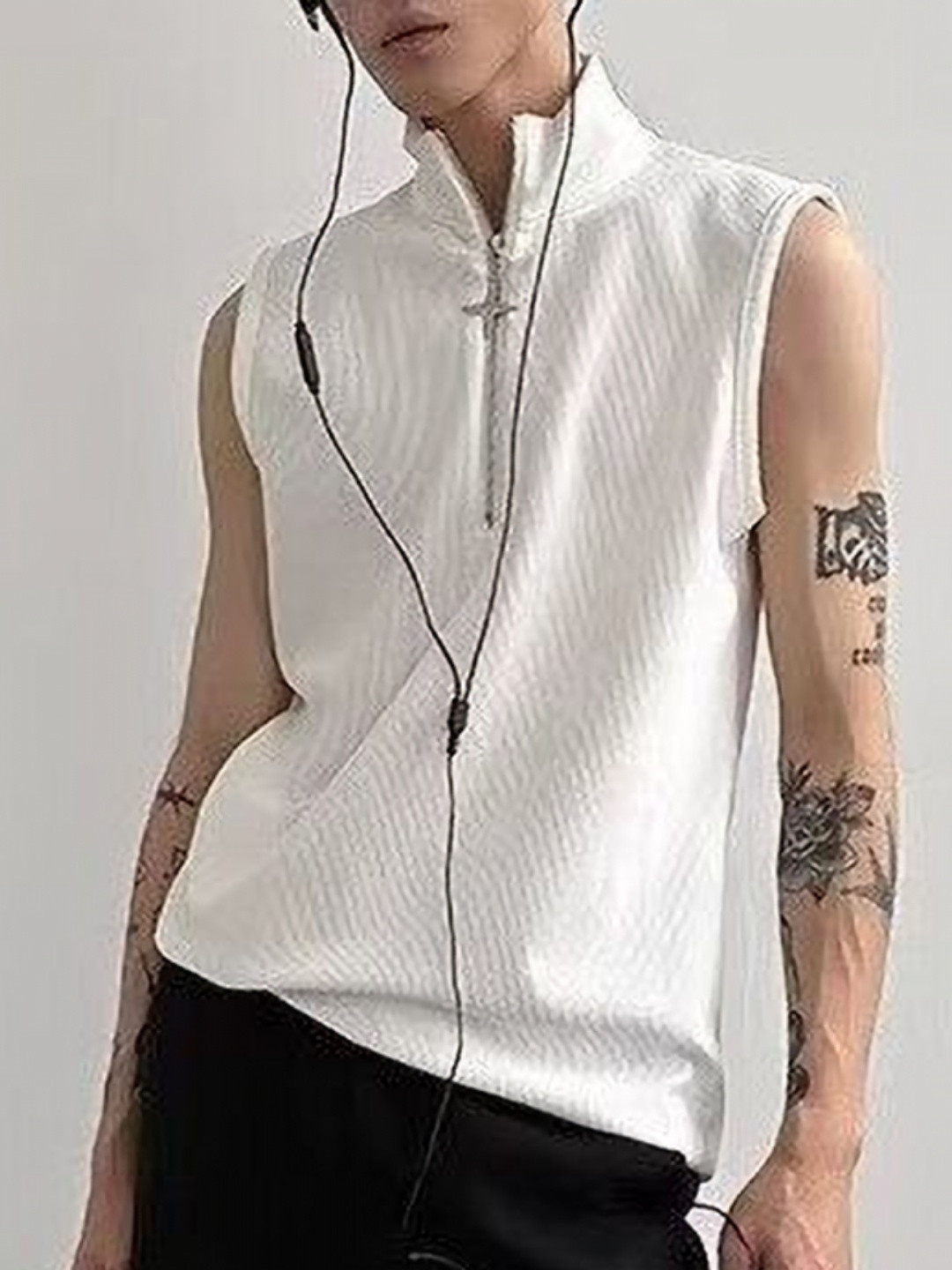 StyleCast x Revolte Men Halter Neck Raw Edge T-shirt