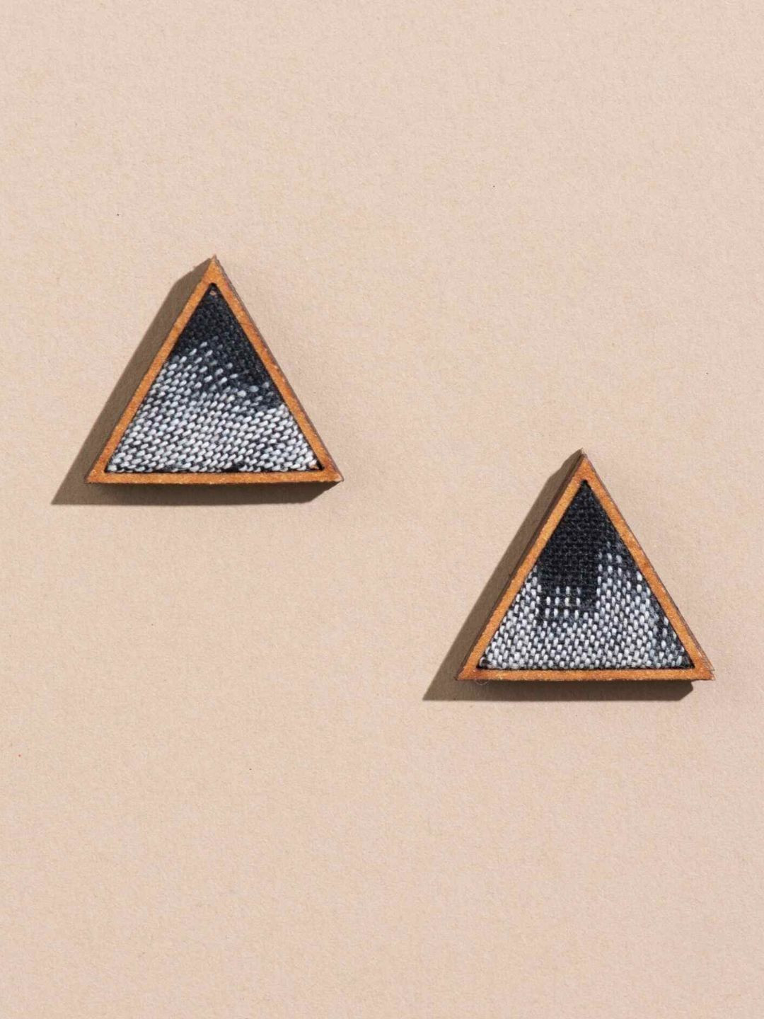 WHE Triangular Studs Earrings