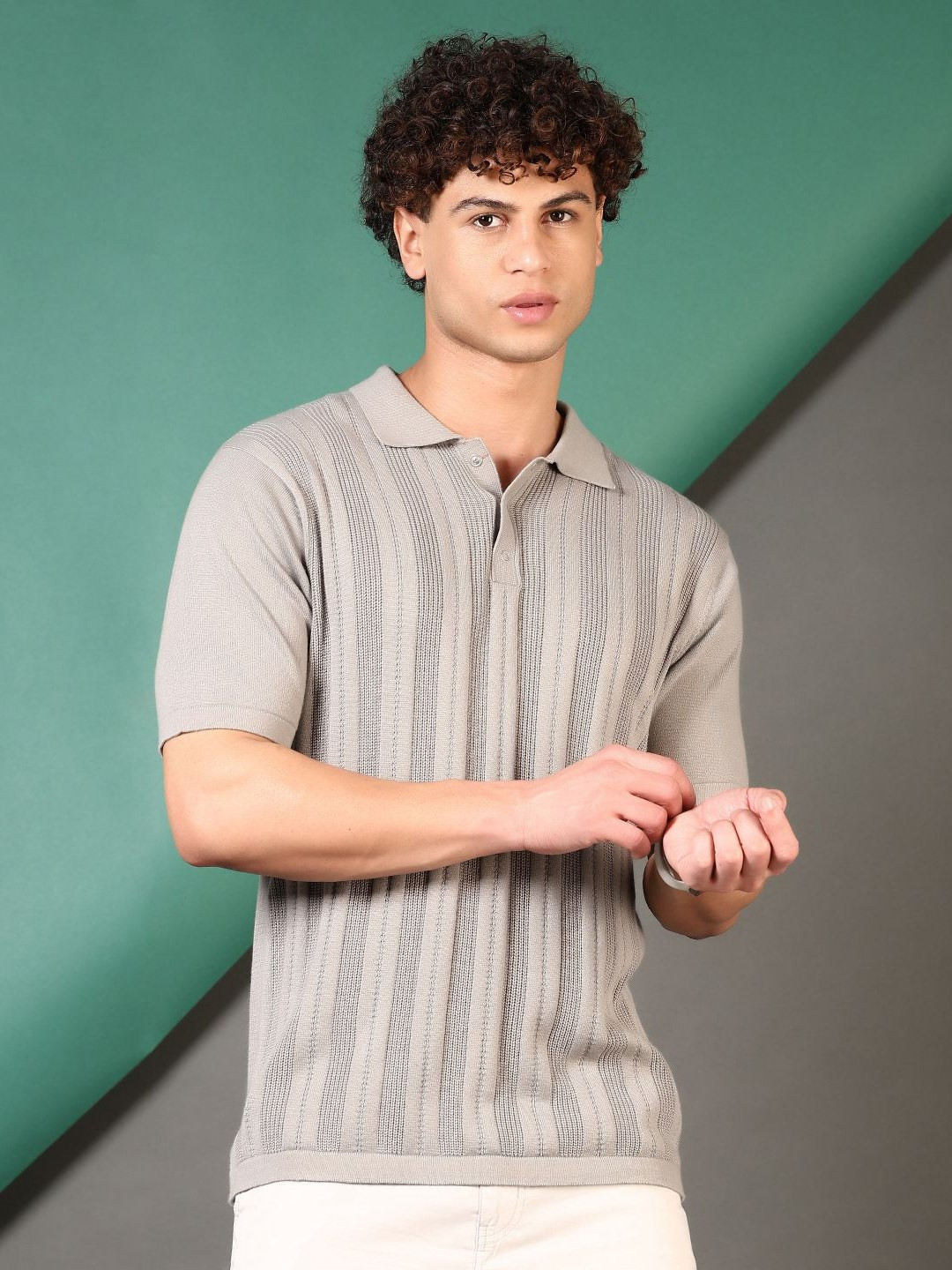 LIMEROAD Men Polo Collar Extended Sleeves Pockets T-shirt