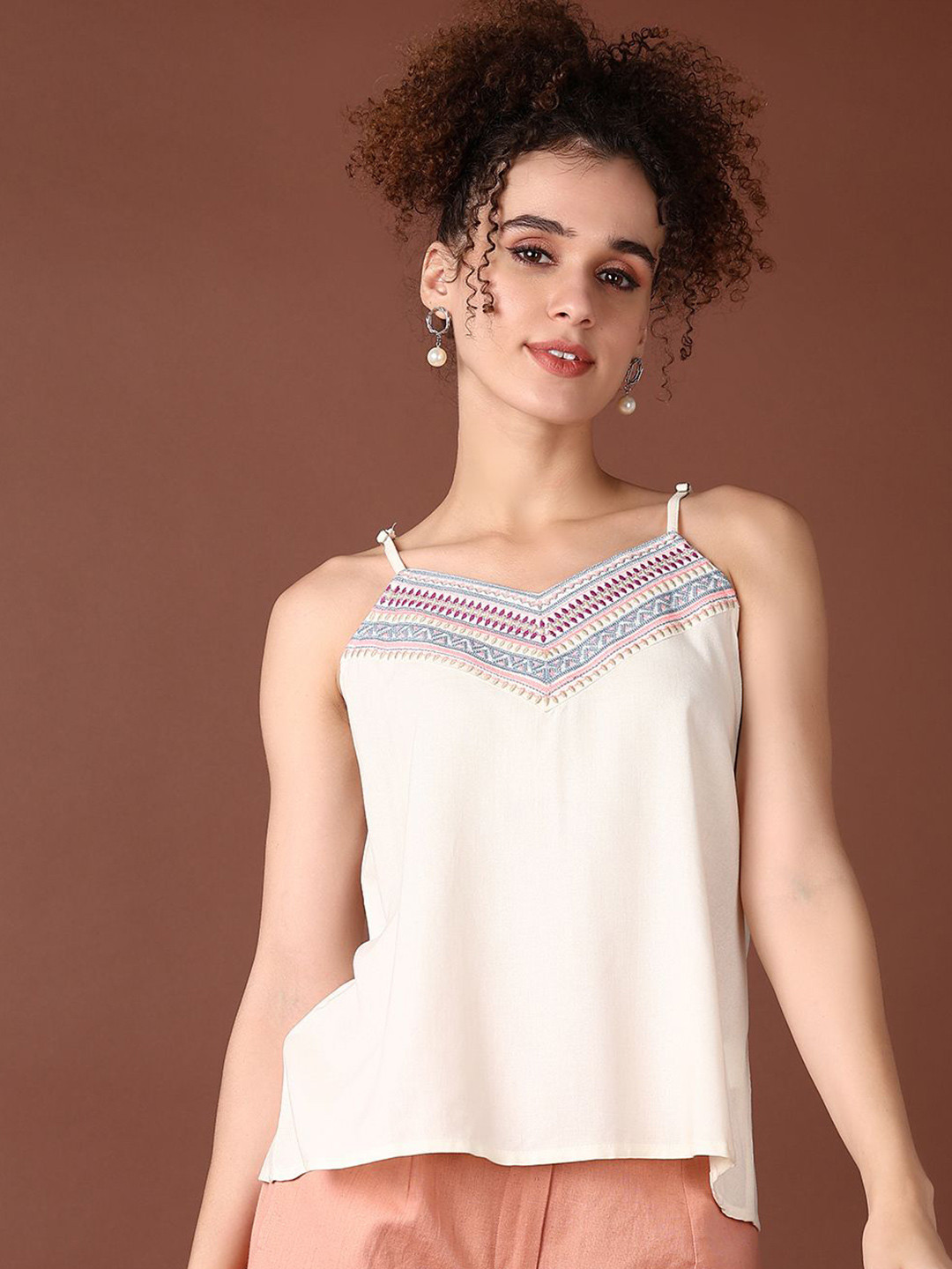 LIMEROAD Women Solid Cotton Shoulder Straps Regular Top