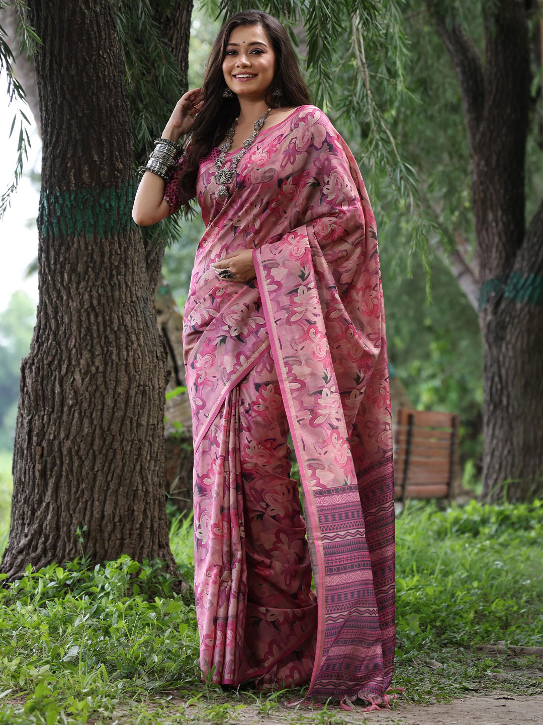 Mitera Ethnic Motifs Silk Blend Tussar Saree
