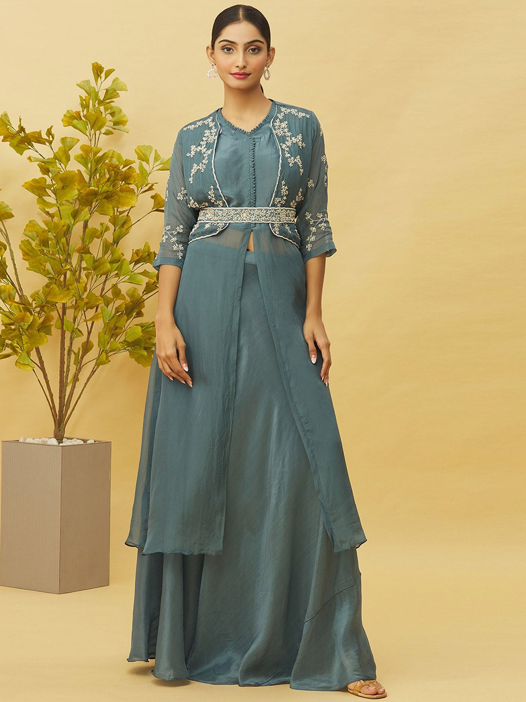 Samyukta Singhania V-Neck Tunic With Skirt And Shrug